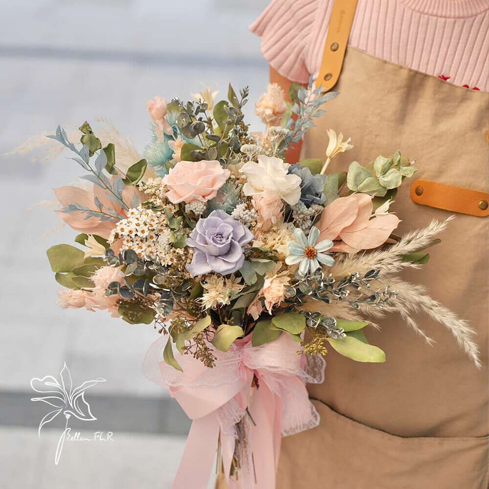 【森系戀曲】3朵永生主花中型捧花 - 甜粉藍