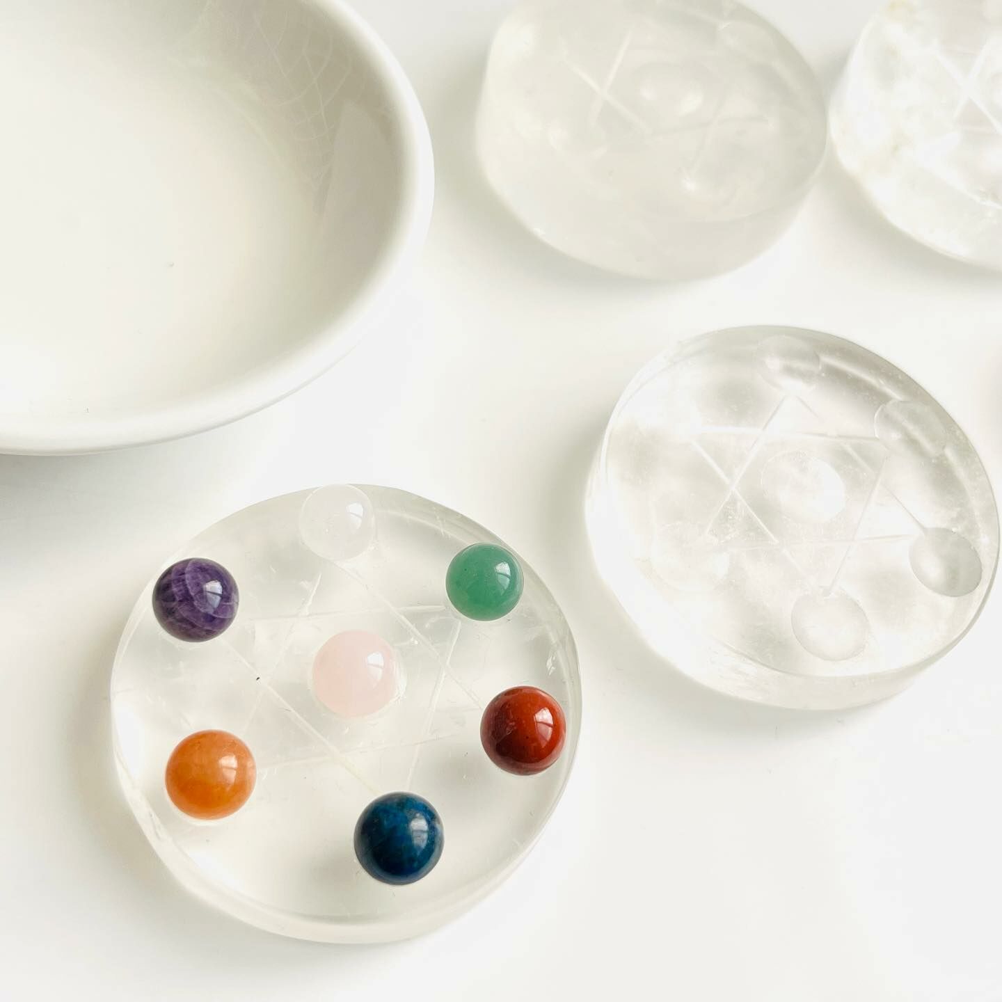 [原石] 白水晶七星盤（附水晶小球）