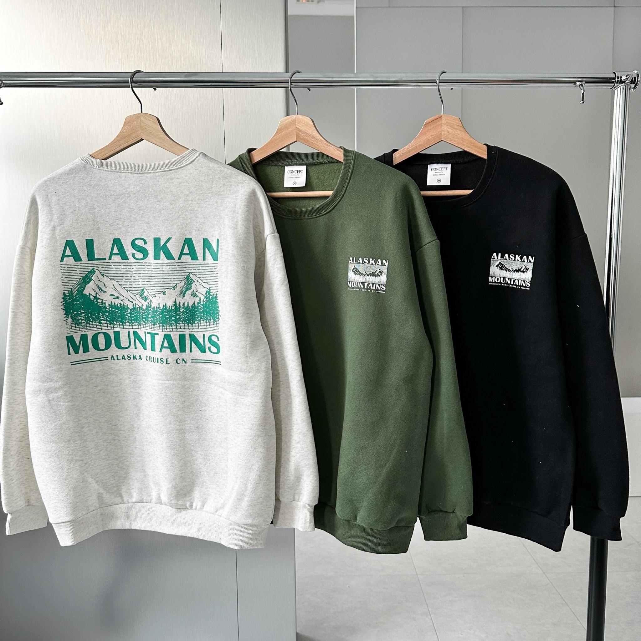 Concept ALASKAN山脈圖大學Tee 80475