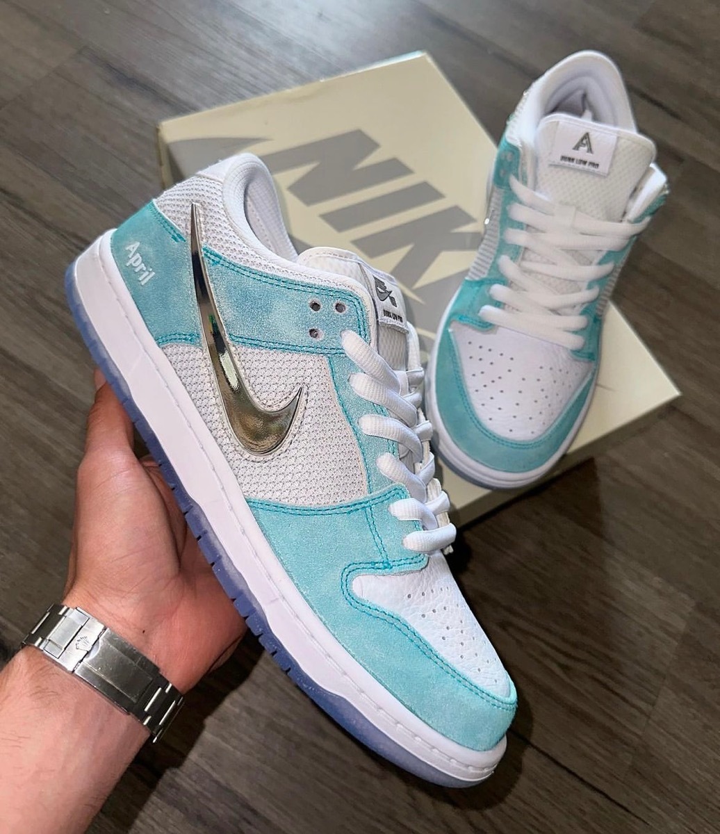 大*魂様 APRIL × Nike SB Dunk Low Pro QS 26. 大*魂様 APRIL × Nike SB Dunk Low Pro QS 26. April