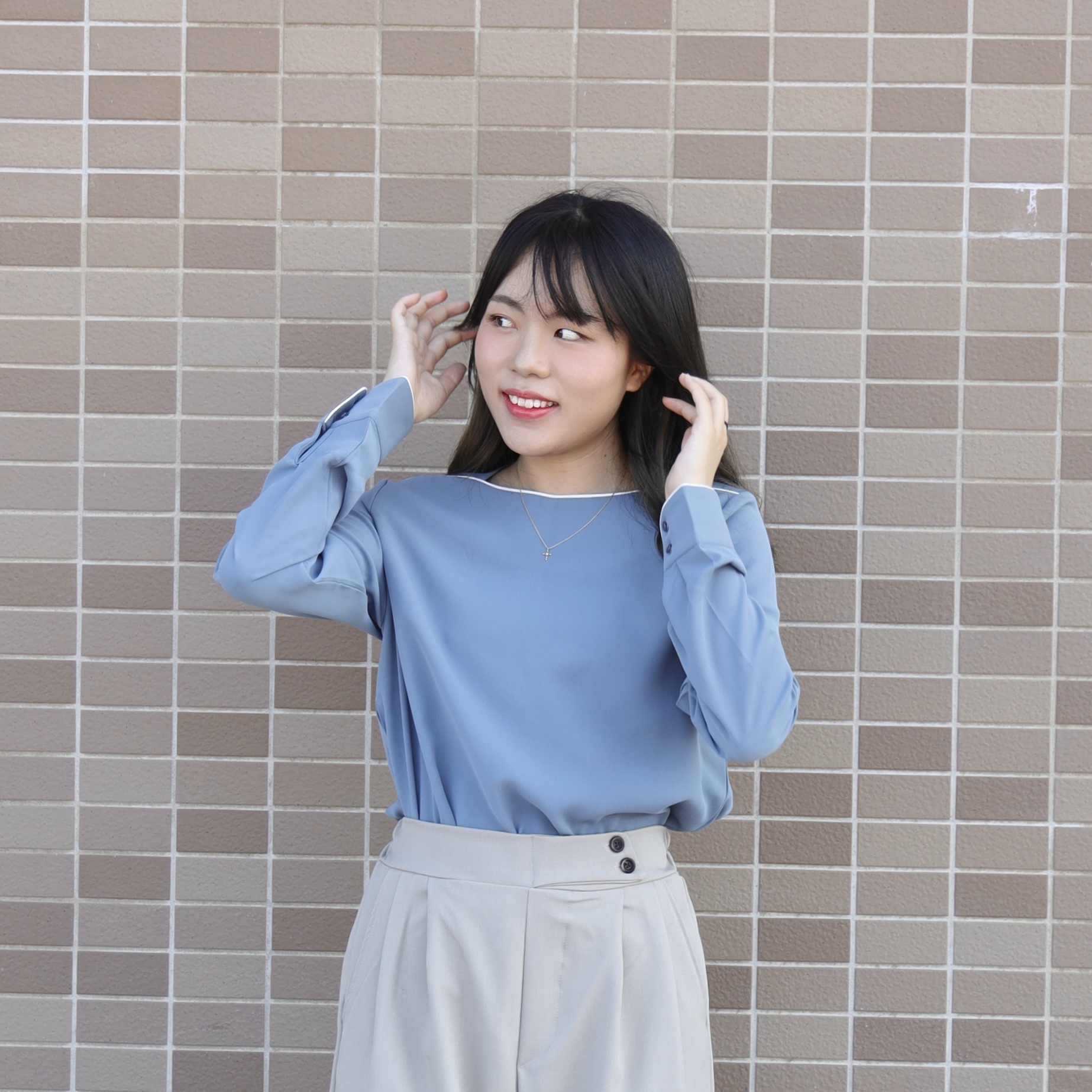 ||OL69|| 顯線一字領氣質BLOUSE