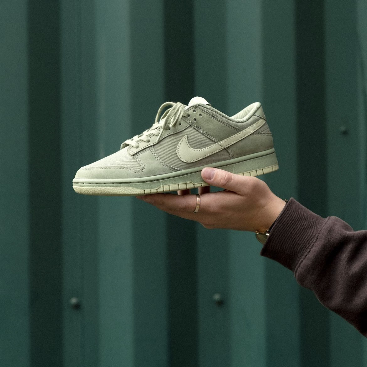 Nike Dunk Low Premium Oil Green 抹茶綠 橄欖綠 絨面 男鞋fb8895-300