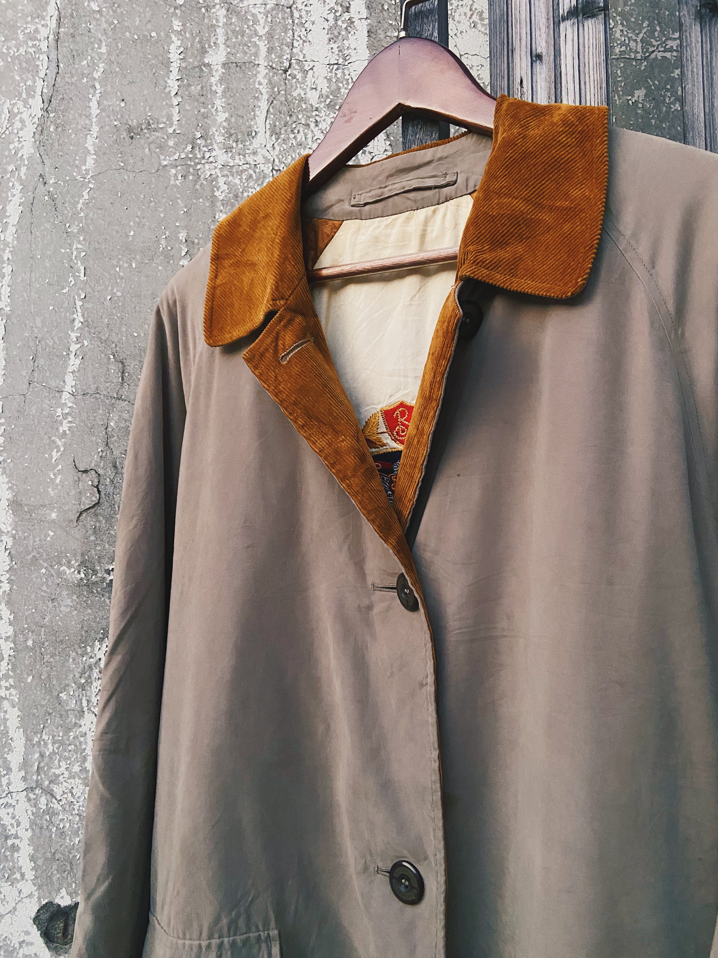 Burberry trench coat/overcoat古著雙排釦風衣/單排釦大衣-燈芯絨領