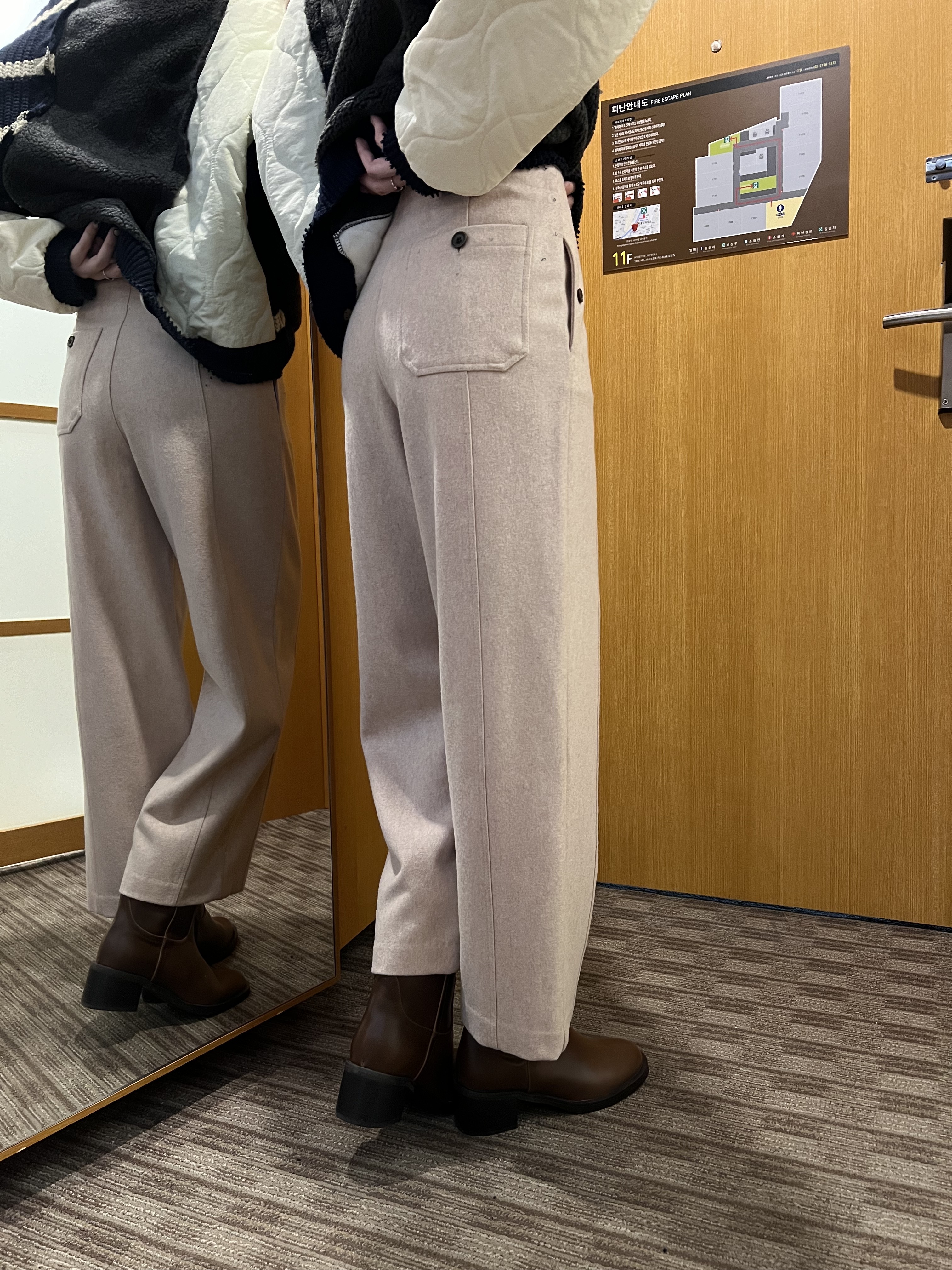 韓國百貨櫥窗前腿壓線羊毛褲/3色2碼/杏