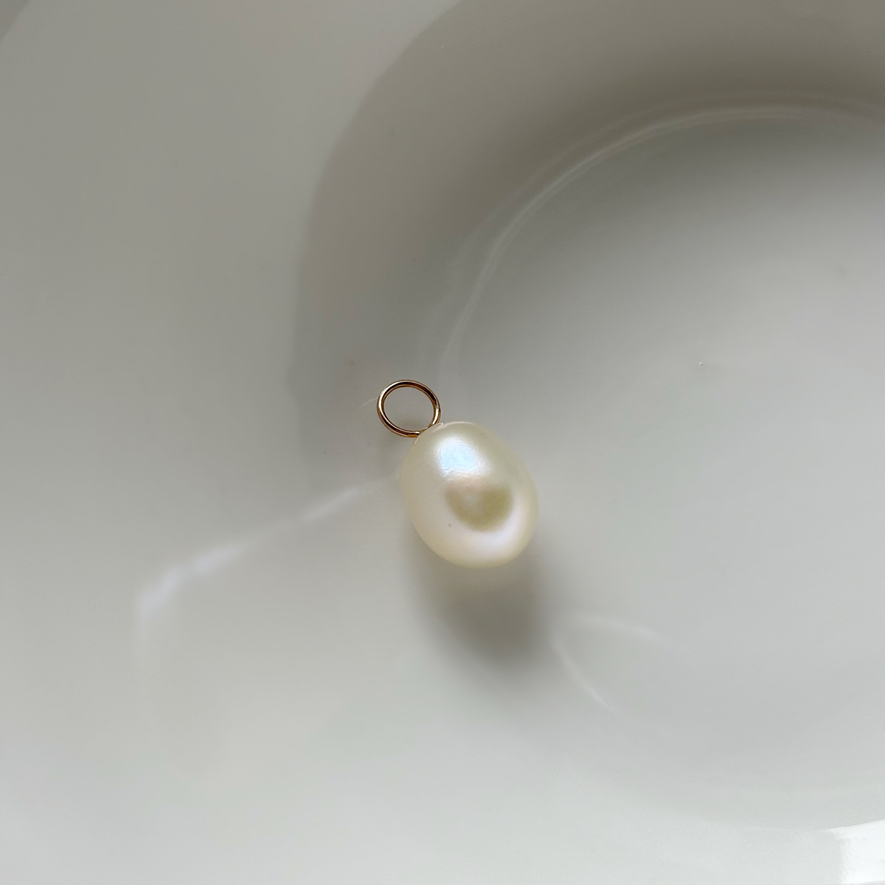 14k橢圓大珍珠耳墜