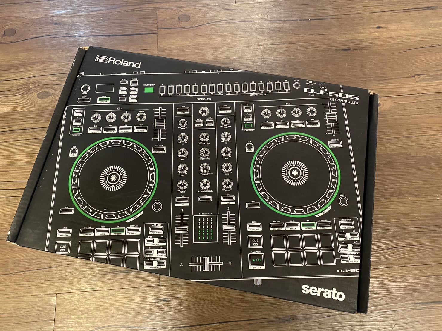 展示品出清Roland DJ-505 Serato DJ 控制器 DJ Controller