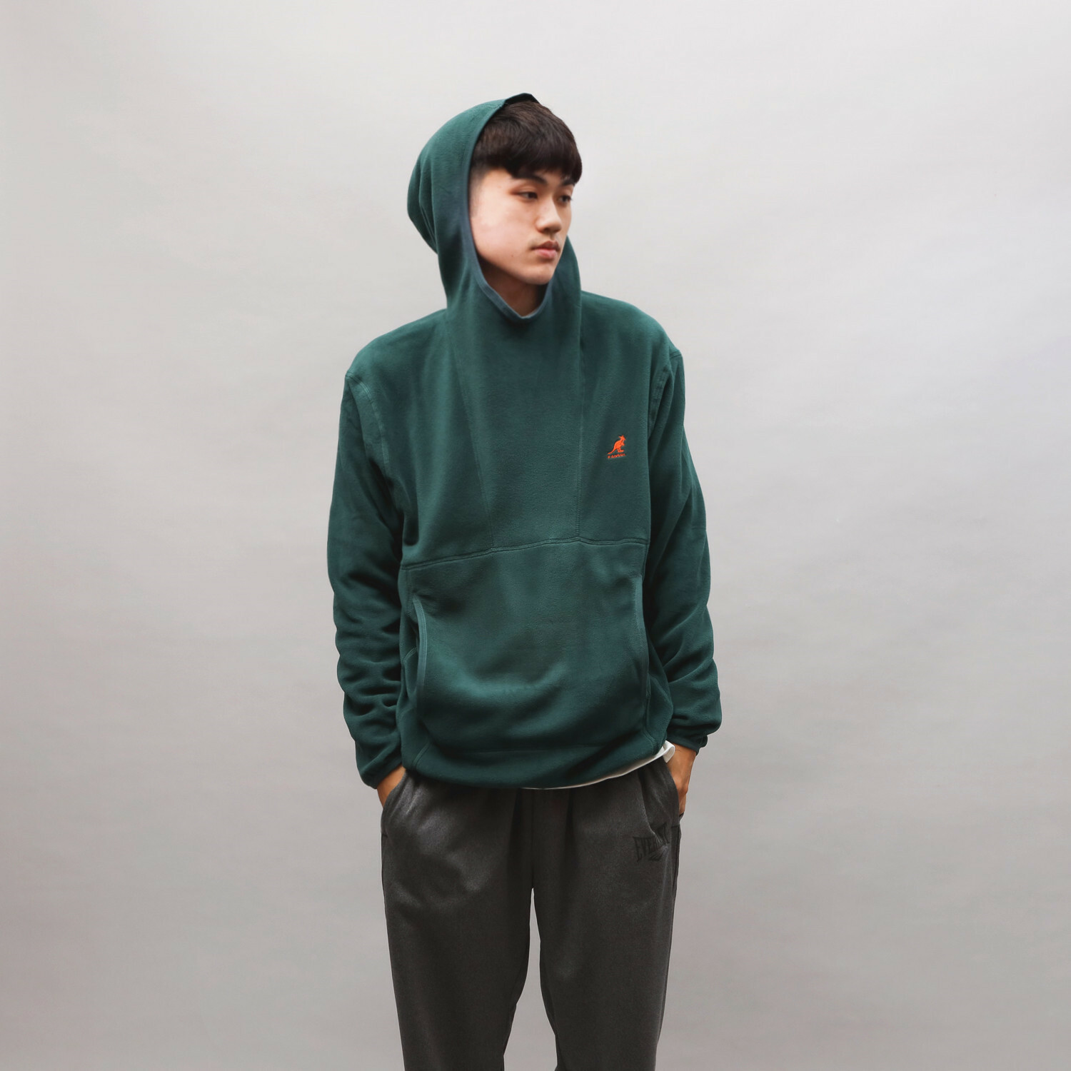 KANGOL  中性 綠橘Logo 絨感帽T 6255105770