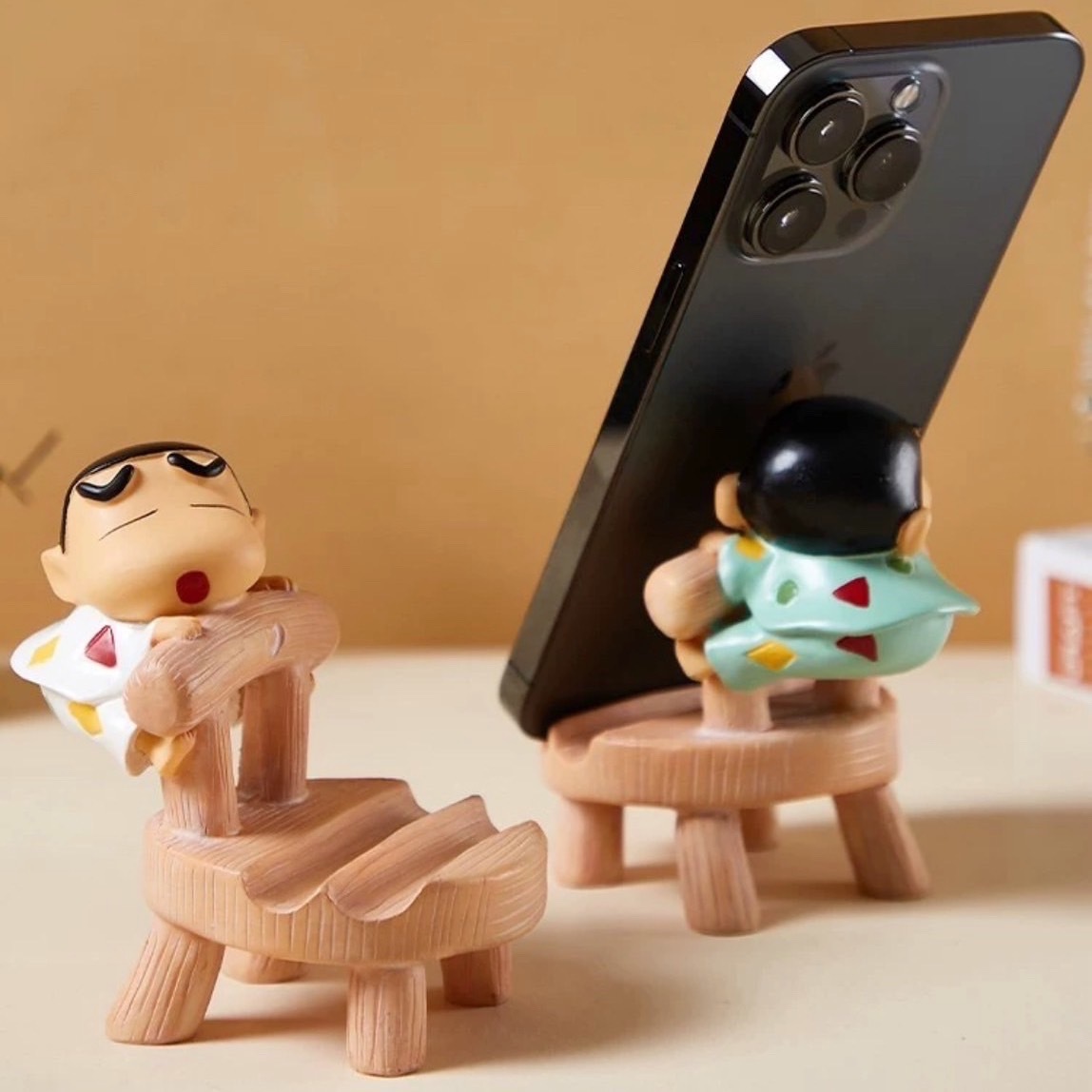 蠟筆小新手機支架 生活小物 追劇神器 桌面擺件