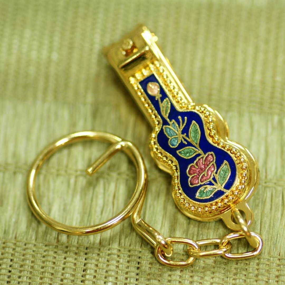 景泰藍指甲刀鎖圈-小提琴花草(顏色隨機出貨)