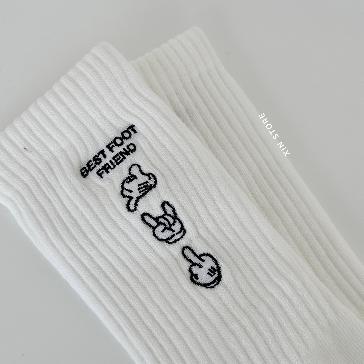 Best Foot Friend BFF Sock Gesture Sock 手勢 長襪 白