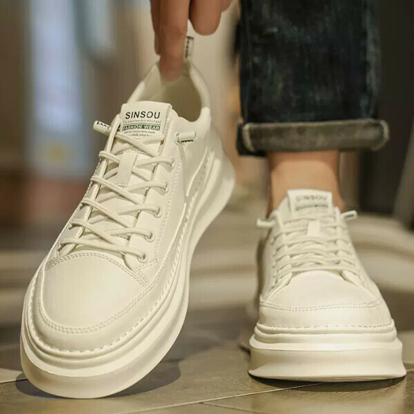 Casual flat shoes are fashionable