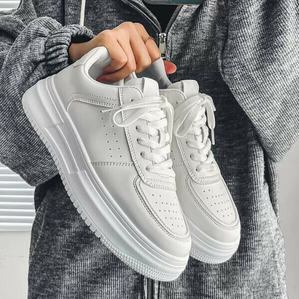 Casual little white shoes youthful model