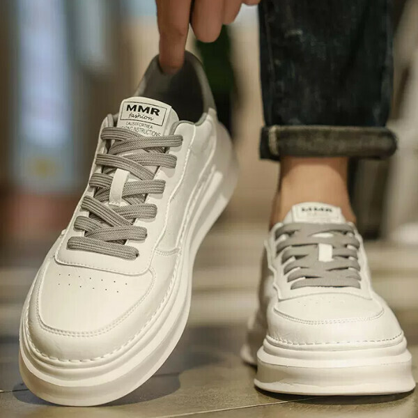 Casual flat shoes trendy