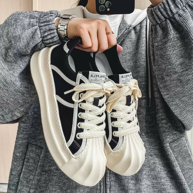 Casual sneakers are versatile