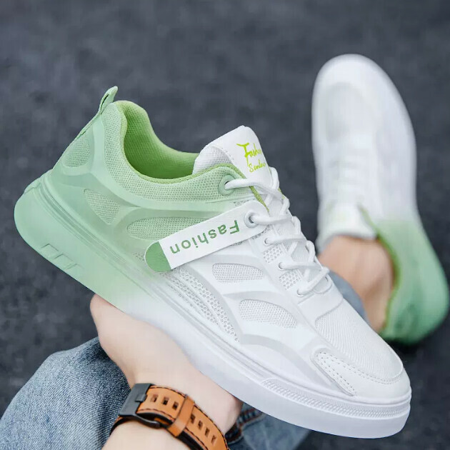 Gradually change the sneakers