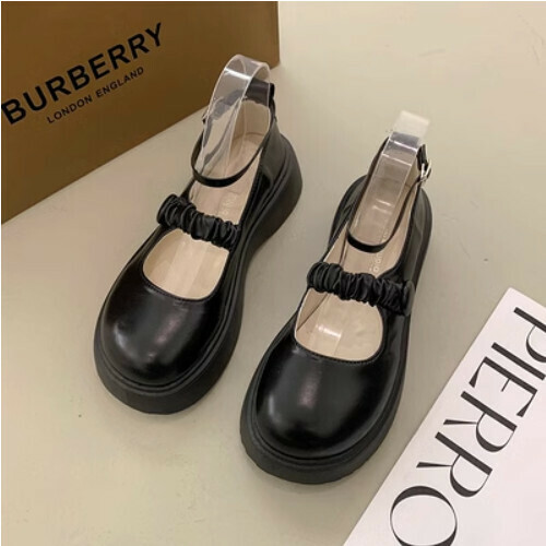 Versatile thick-soled gentle shoes