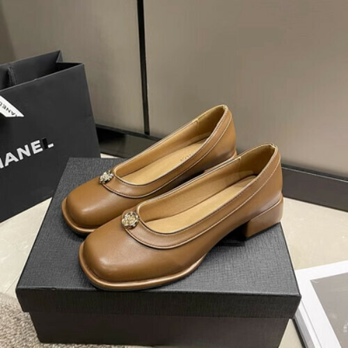 Versatile gentle chunky heel shoes