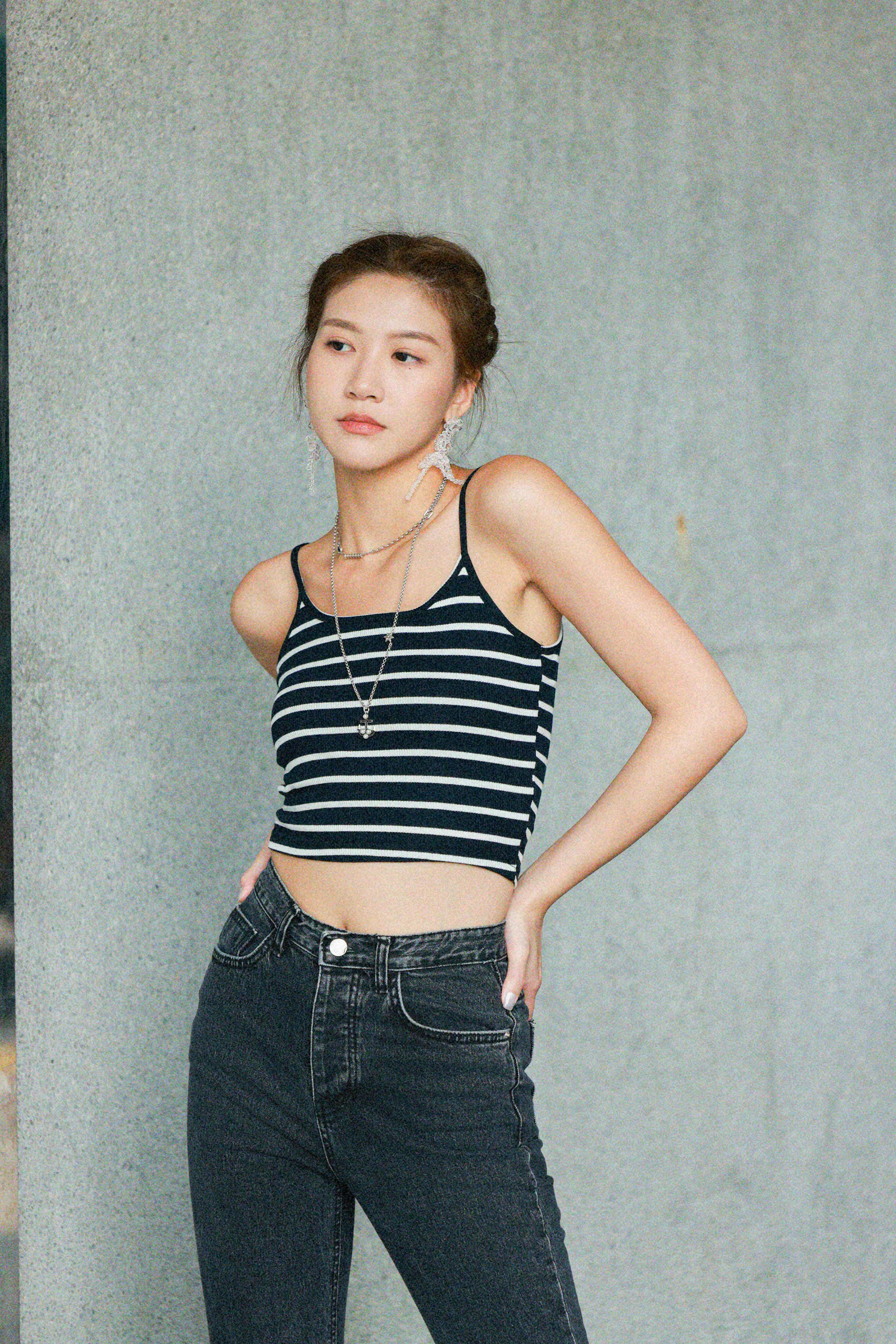 橫間羅紋吊帶bra top（現貨款式）