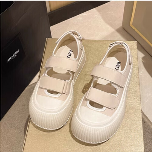 Velcro large toe casual sneakers