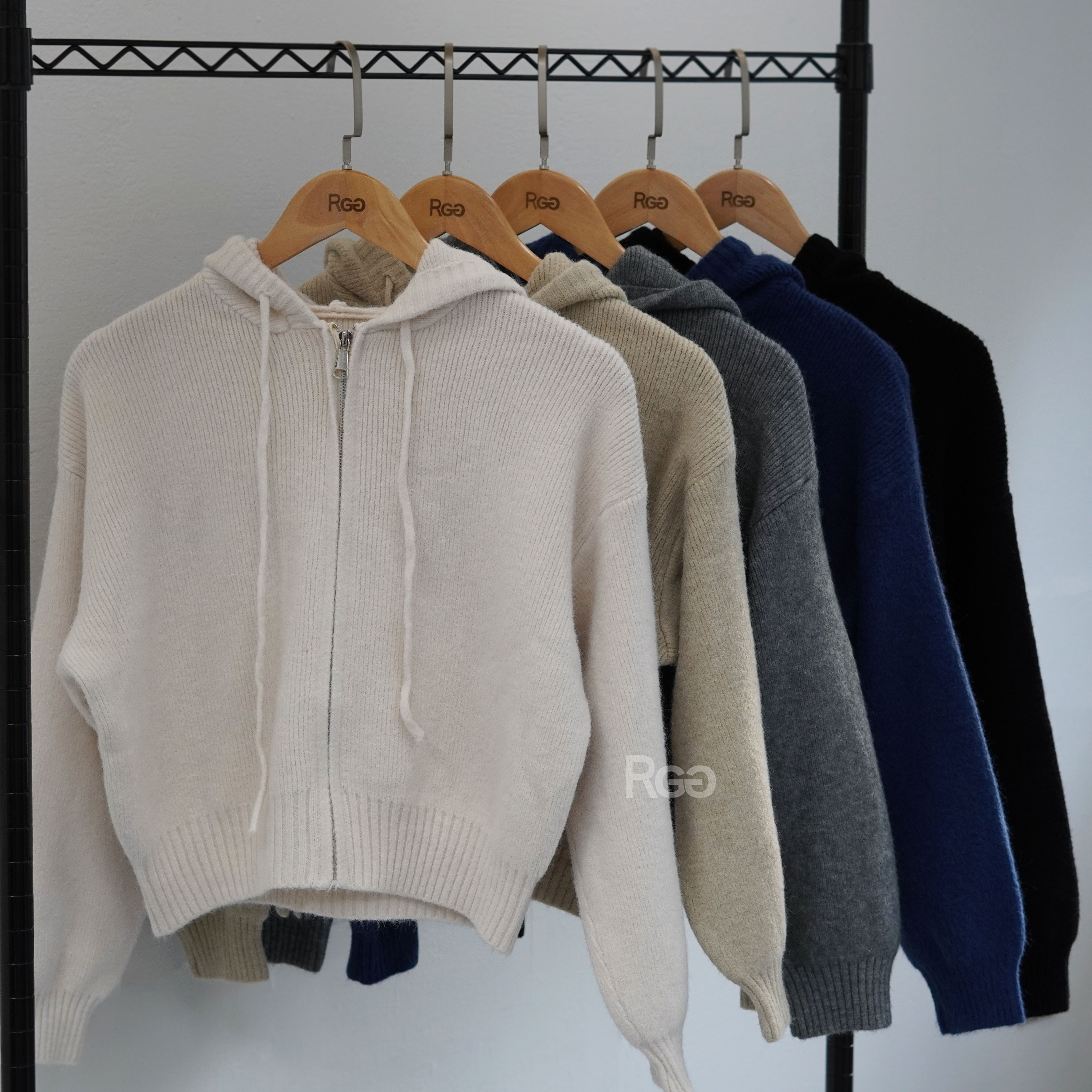 #8770 短版針織連帽外套商品照