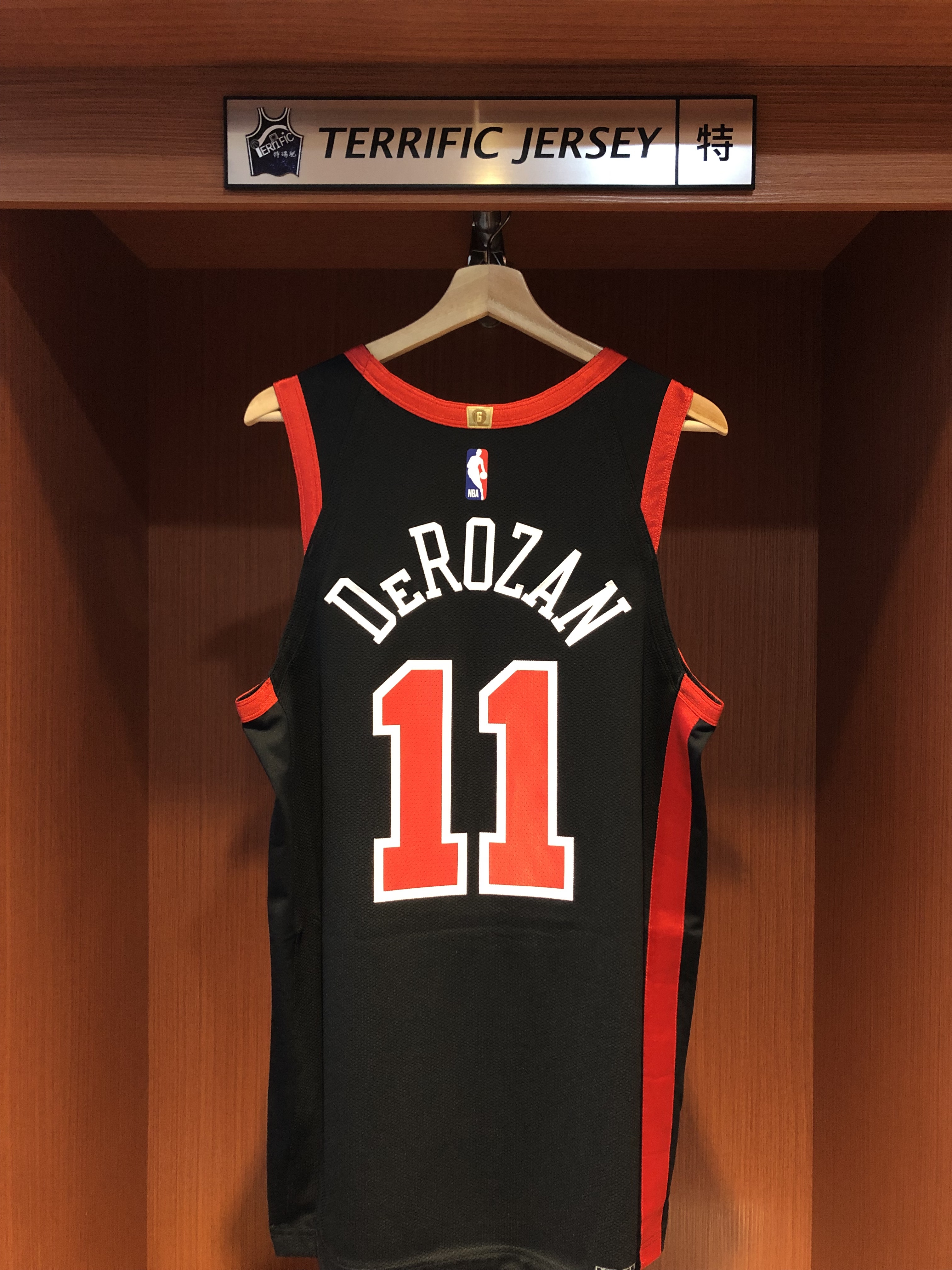 NBA球衣 Demar Derozan 芝加哥公牛城市 City Nike Authentic 球員版 電繡 全新