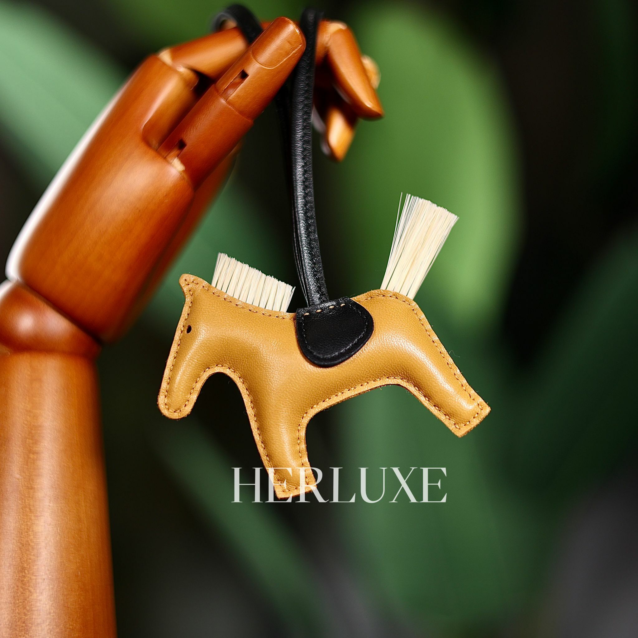 Rodeo pm 4B biscuit /89 noir （真馬毛）