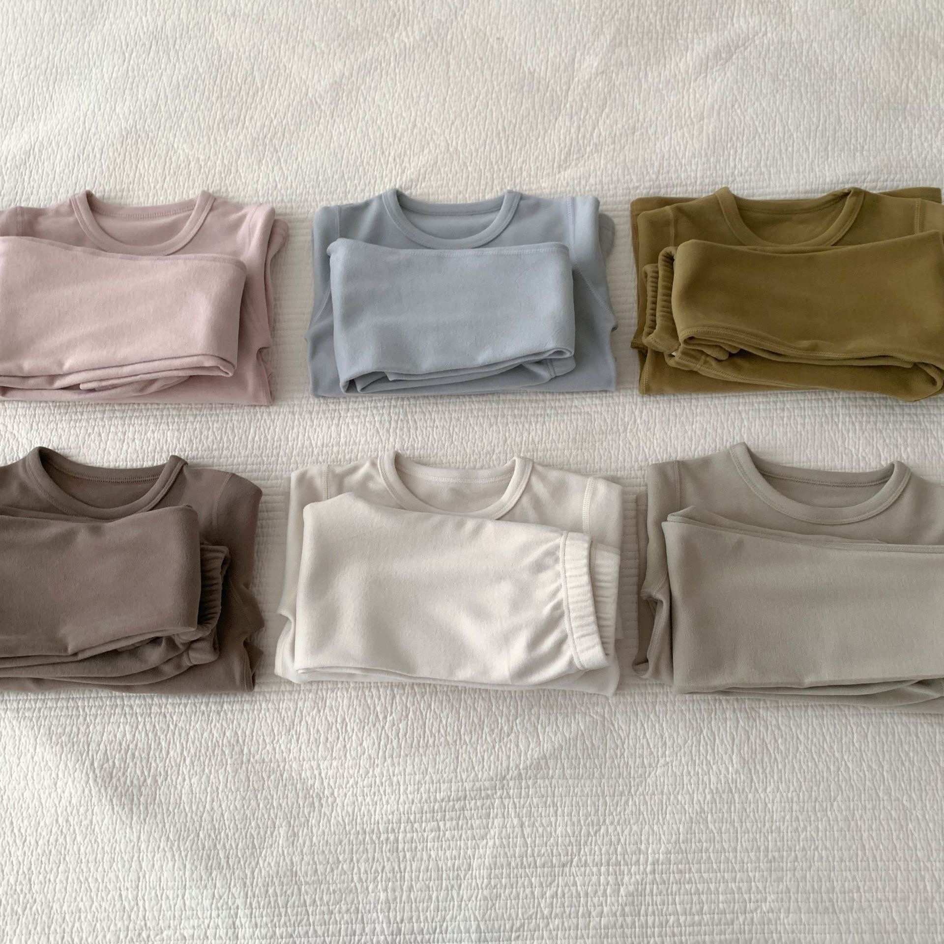 莫蘭迪色黑科技發熱衣