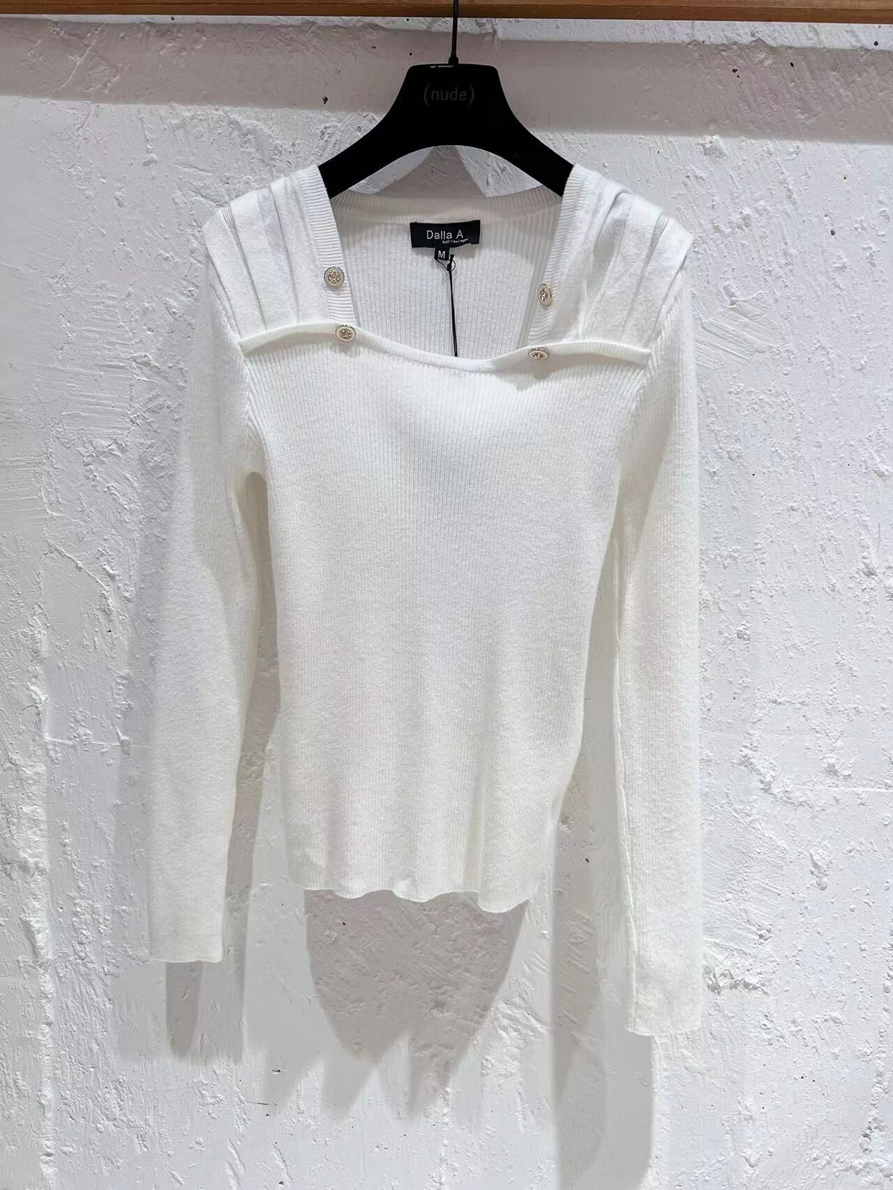 Dalla A 白色方領銀口上衣 -T