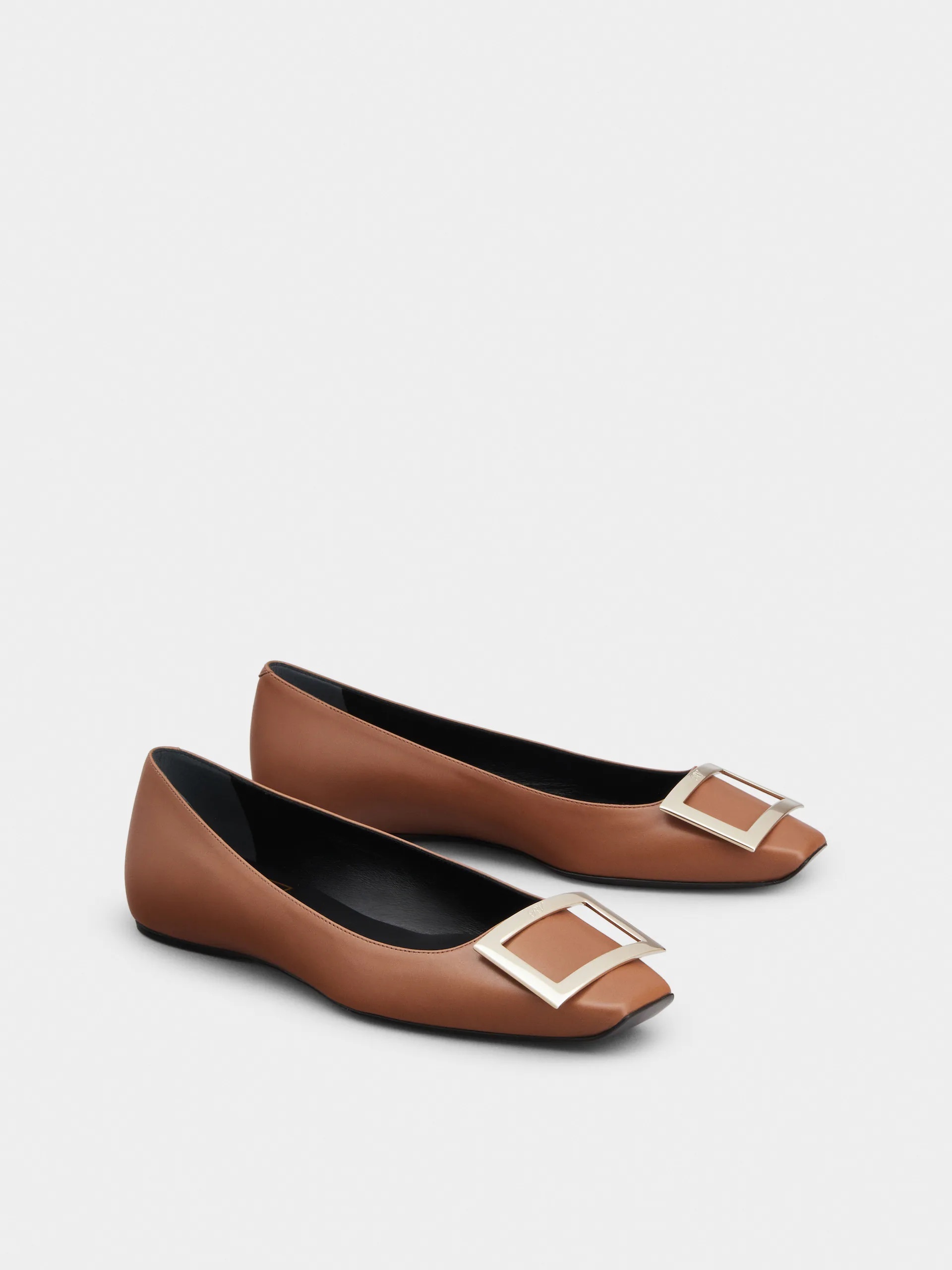 Roger Vivier RV Trompette Metal Buckle Ballerinas in Leather brown