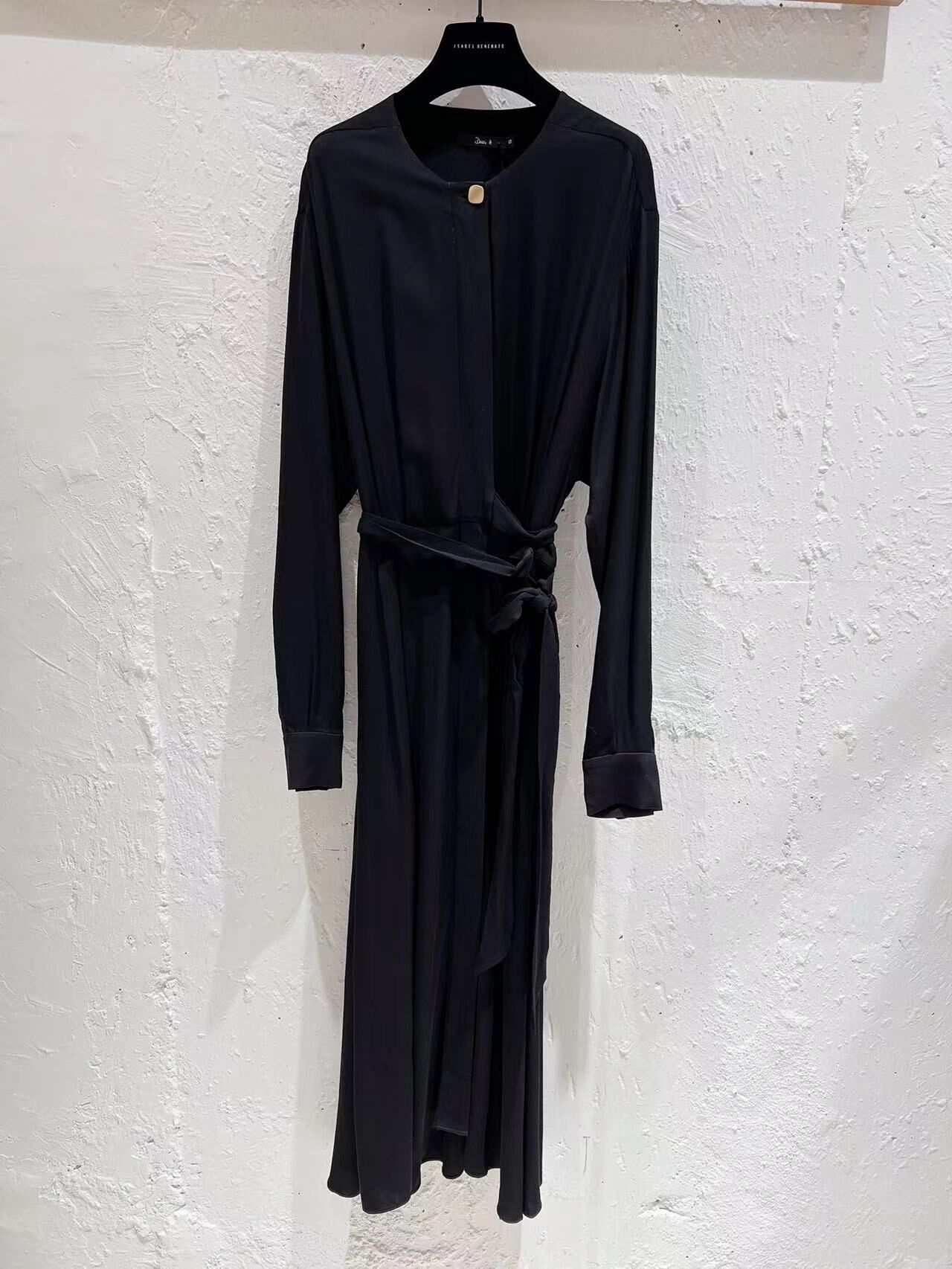 Dalla A 黑色金紐綁帶連衣裙 -T