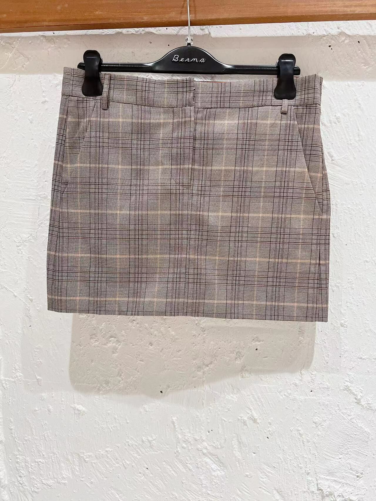 淺棕格仔半截裙 -T