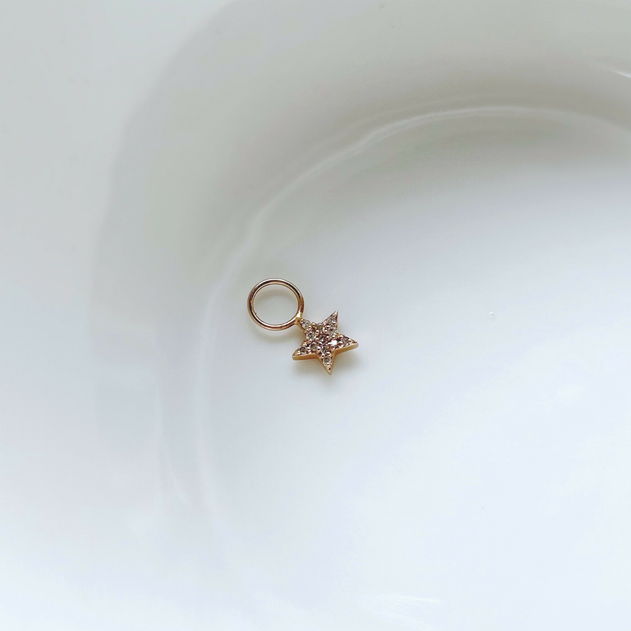 14k滿鑽星星耳墜