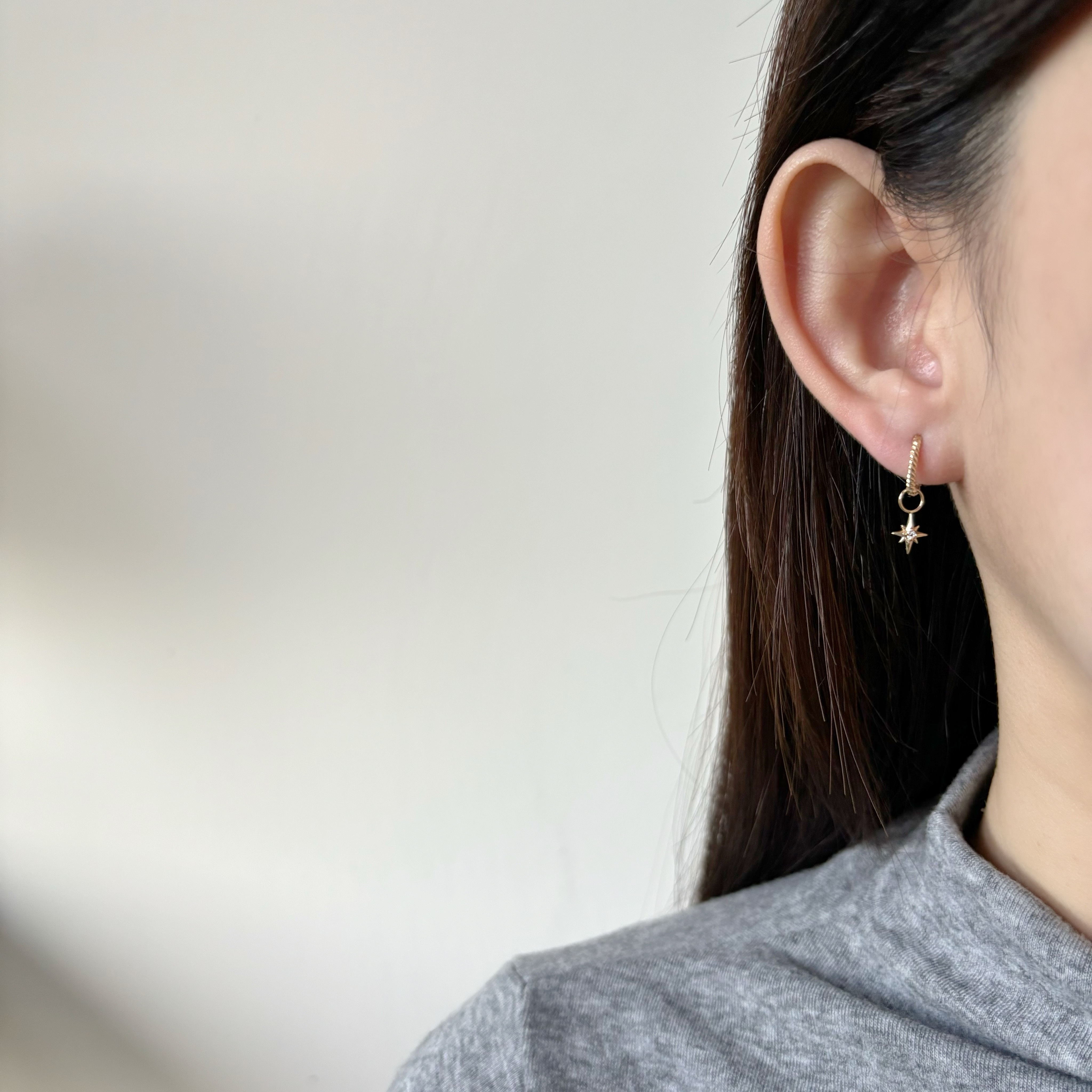 14k小星芒真鑽耳墜