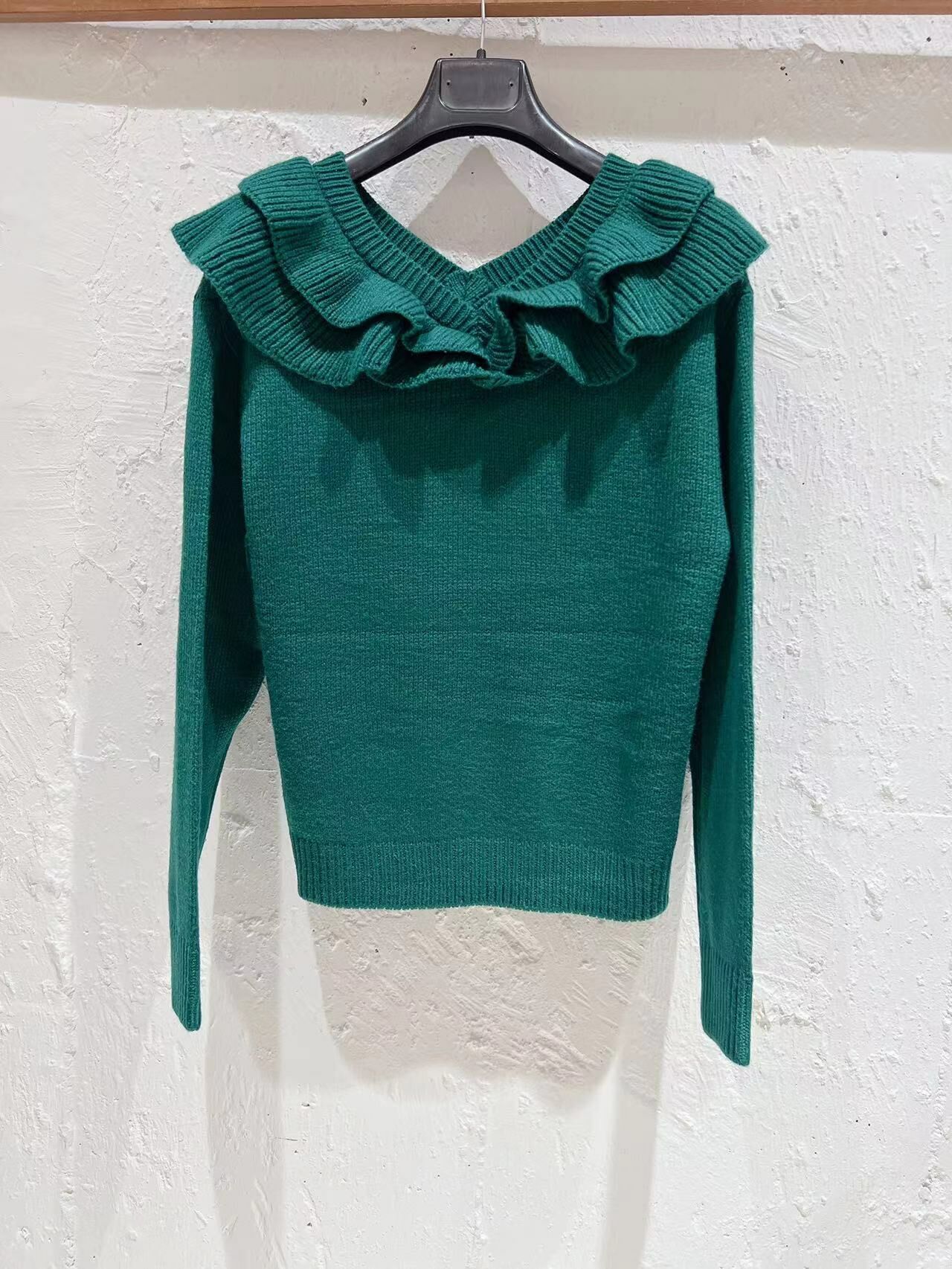 湖水綠ruffle 領扣上衣 -T