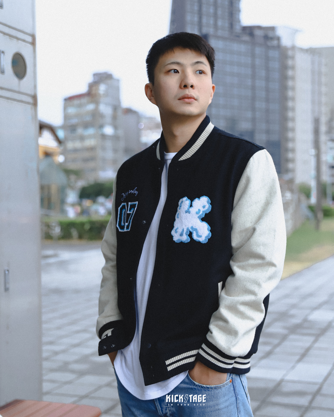 [特價售出無退換] #KEEP SMILE CLOUD JACKET 黑色 雲朵人 毛巾繡 刺繡LOGO 崔維斯同款 毛絨 棒球外套【KS195-BK】25SALE