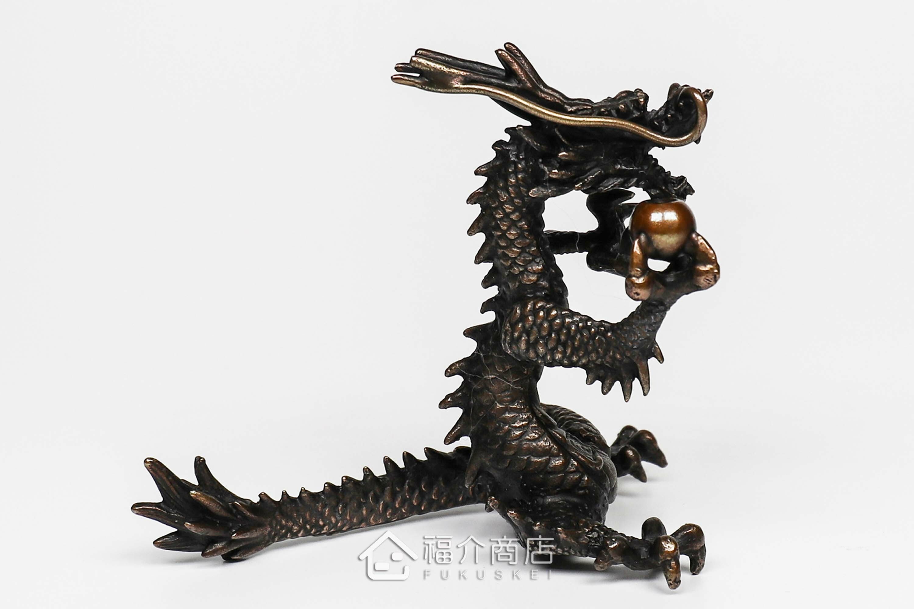 龍造型的銅製香爐