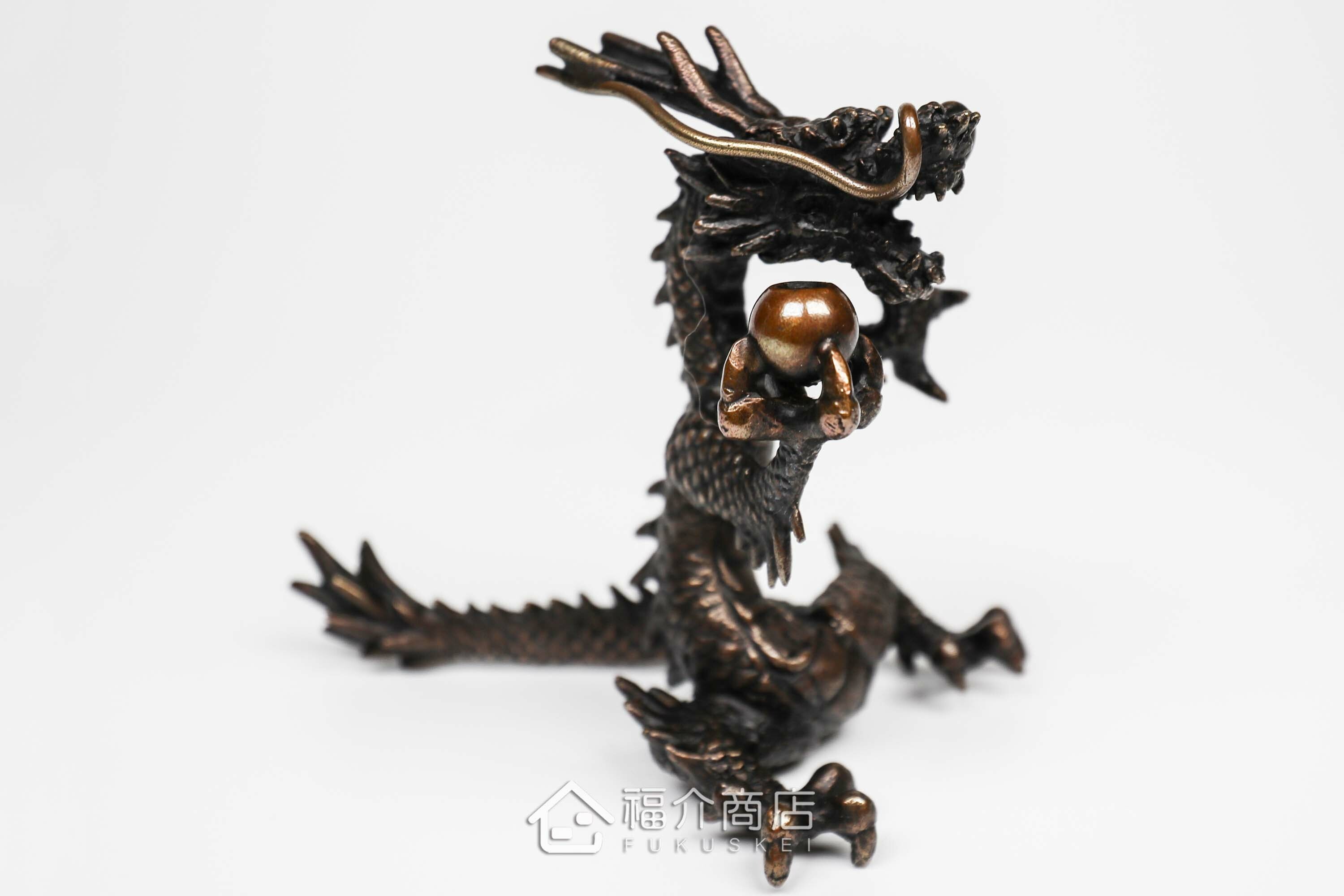 龍造型的銅製香爐