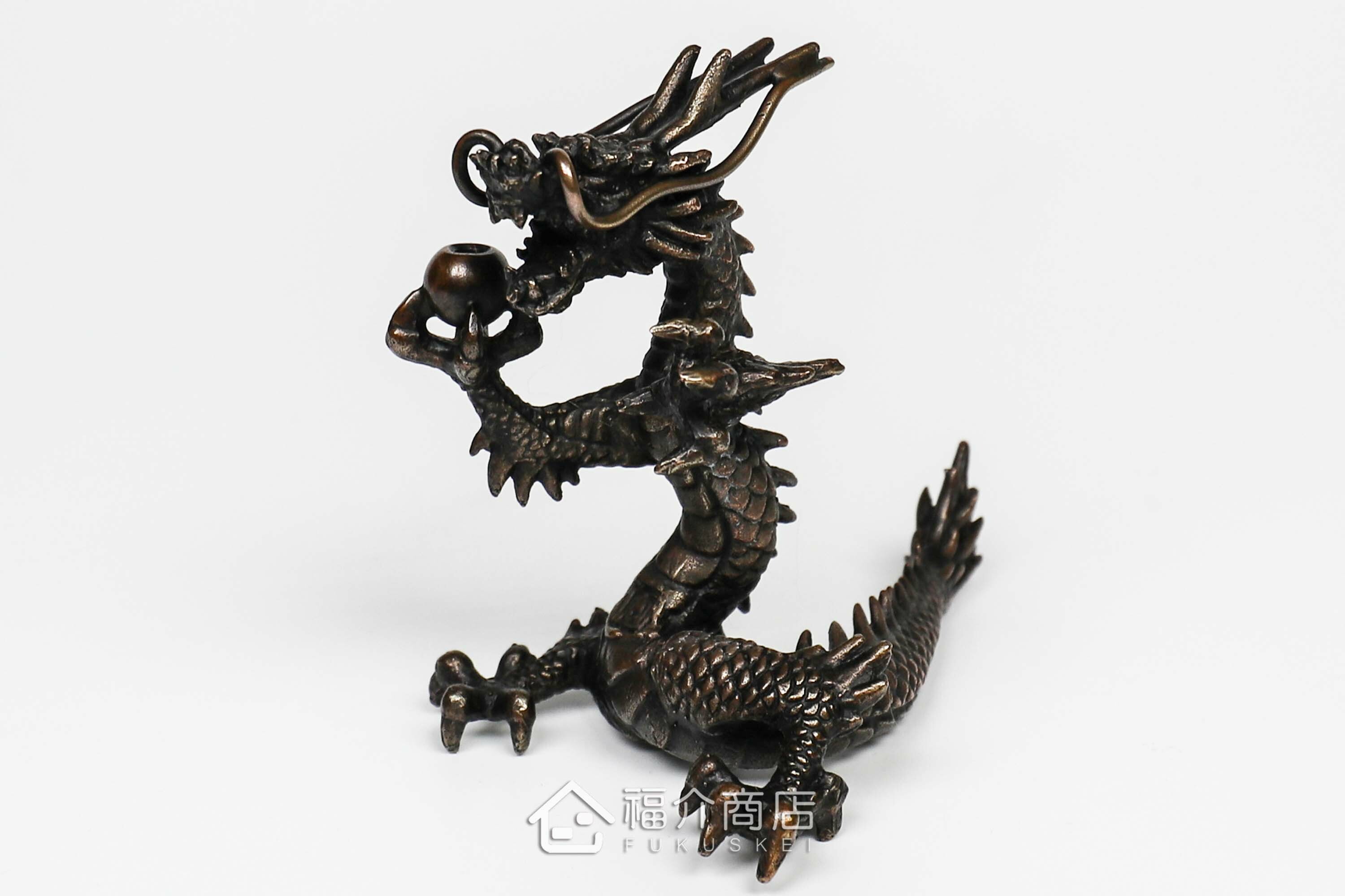 龍造型的銅材質香爐