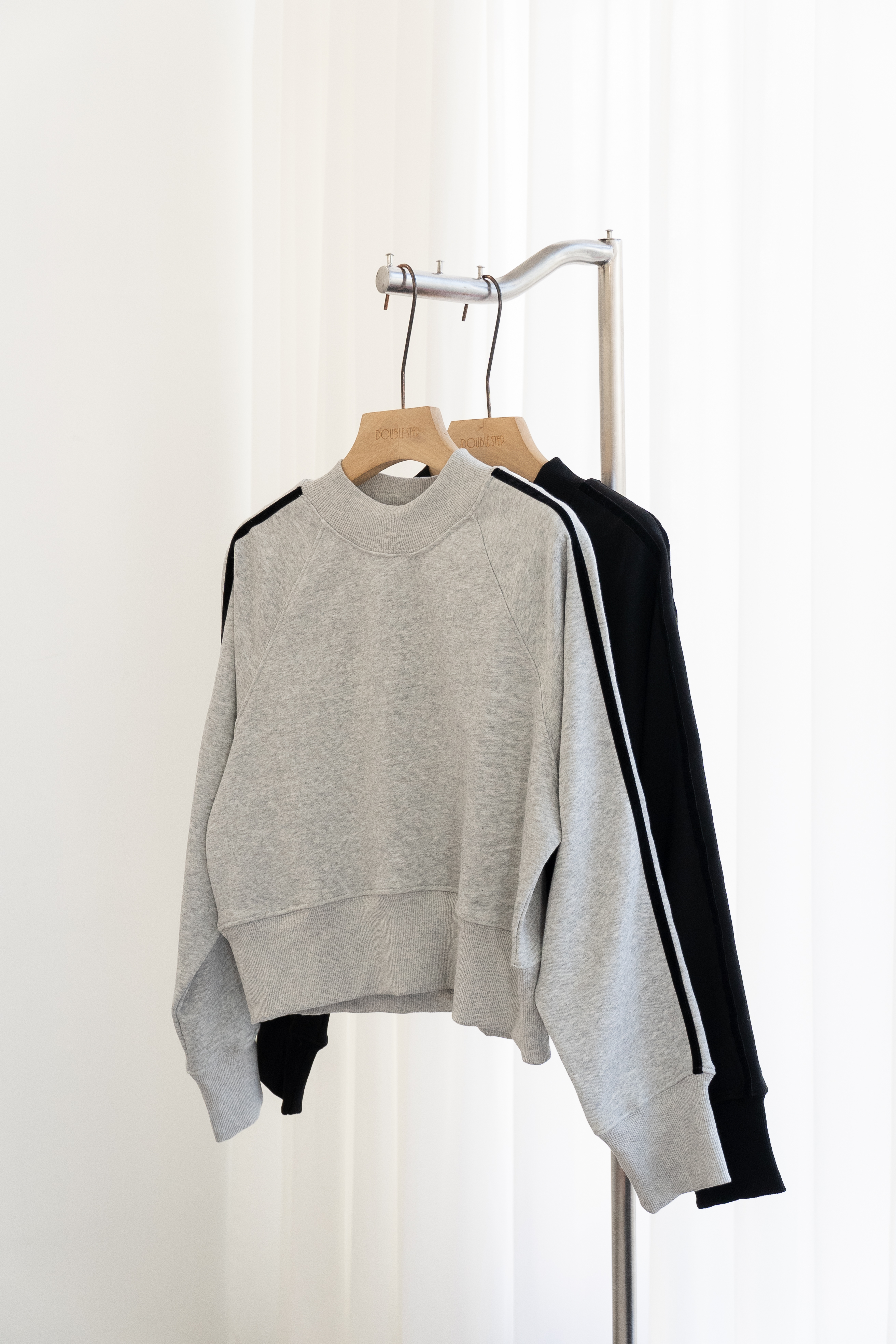 運動風短款衛衣 -9989