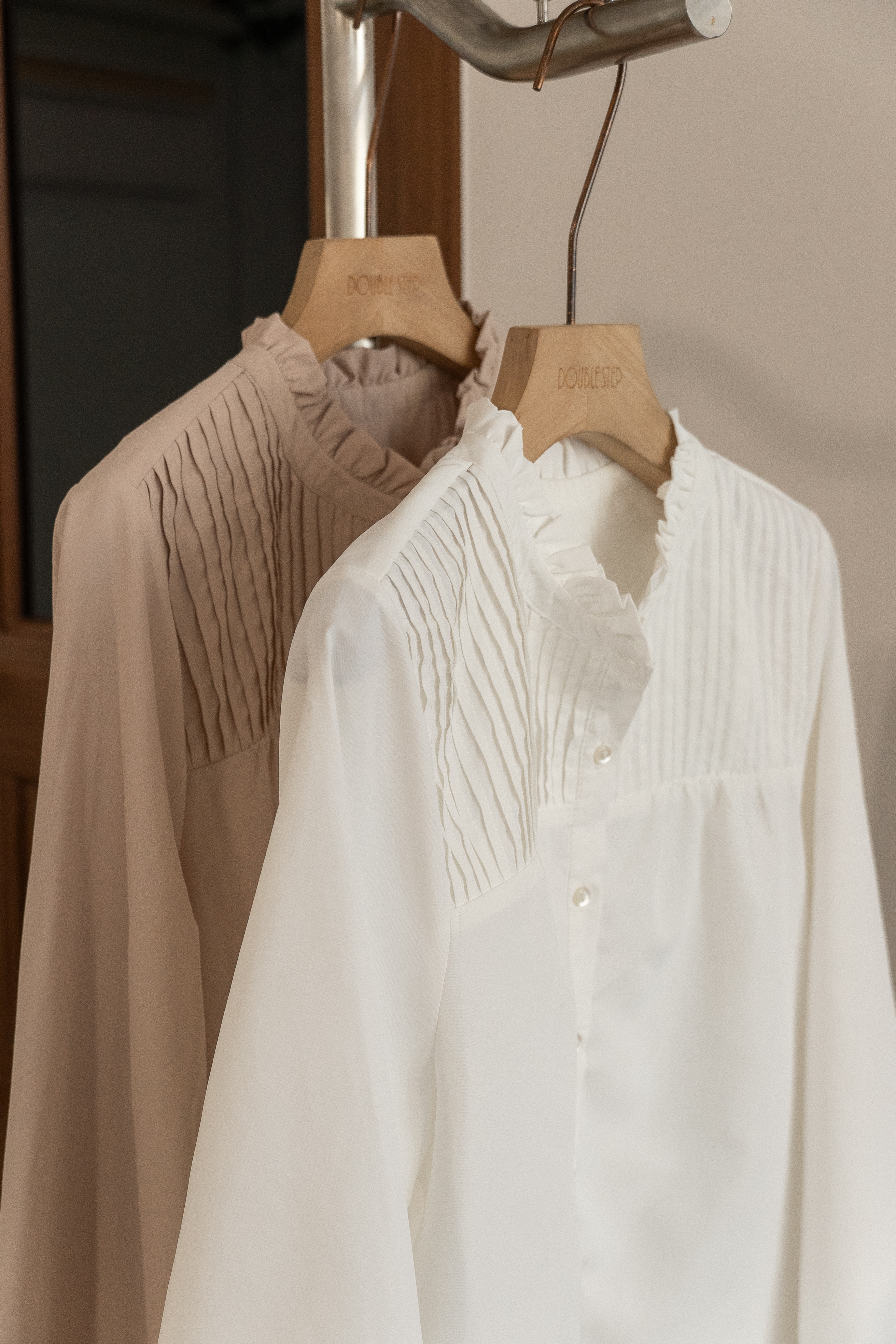 9959｜英倫荷葉邊小企領裇衫