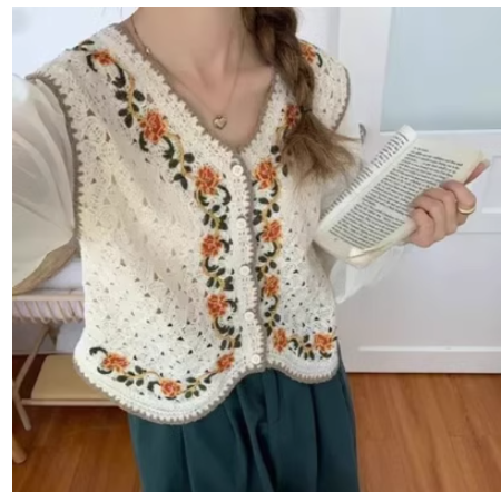 刺繡雪紡V領襯衣