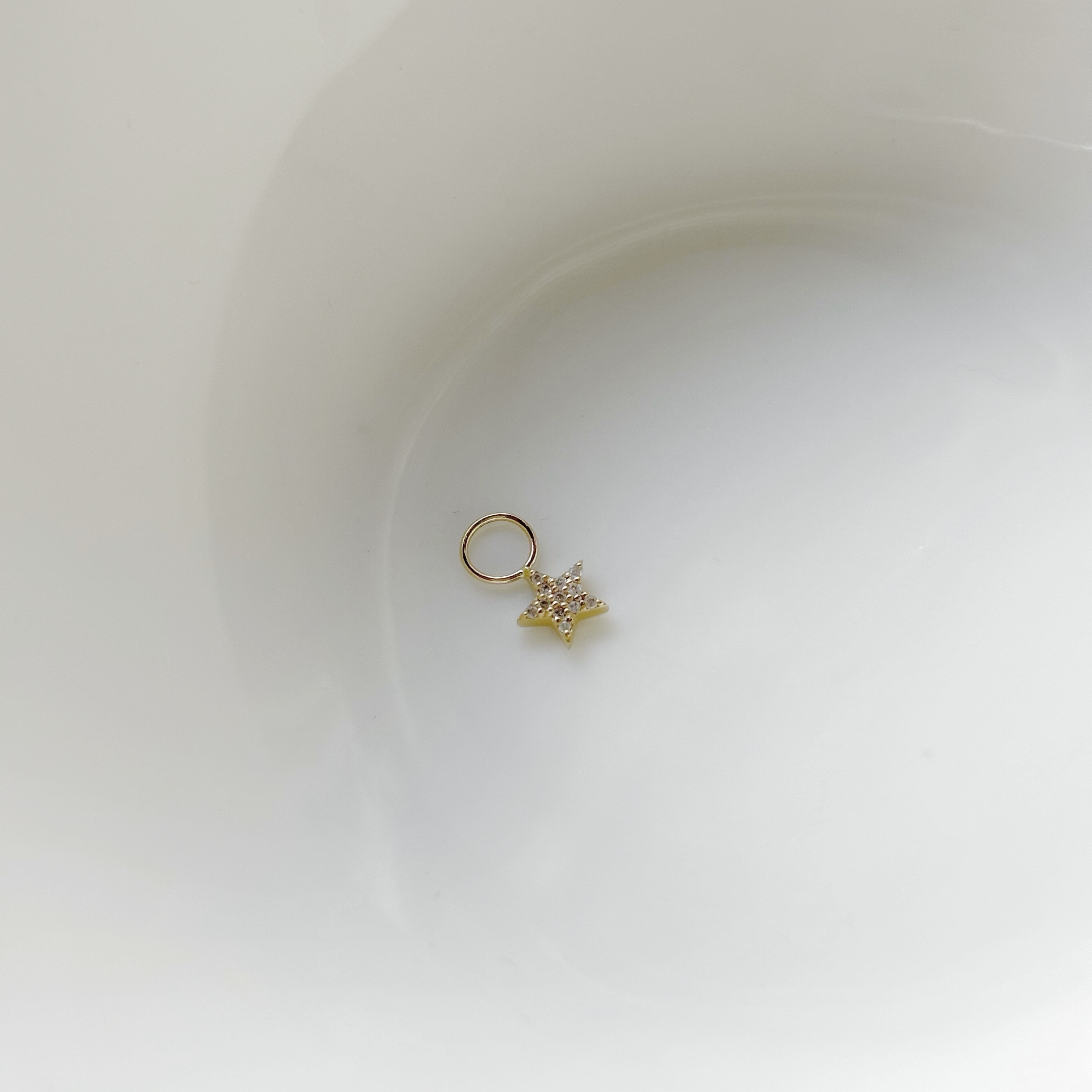 14k滿鑽星星耳墜