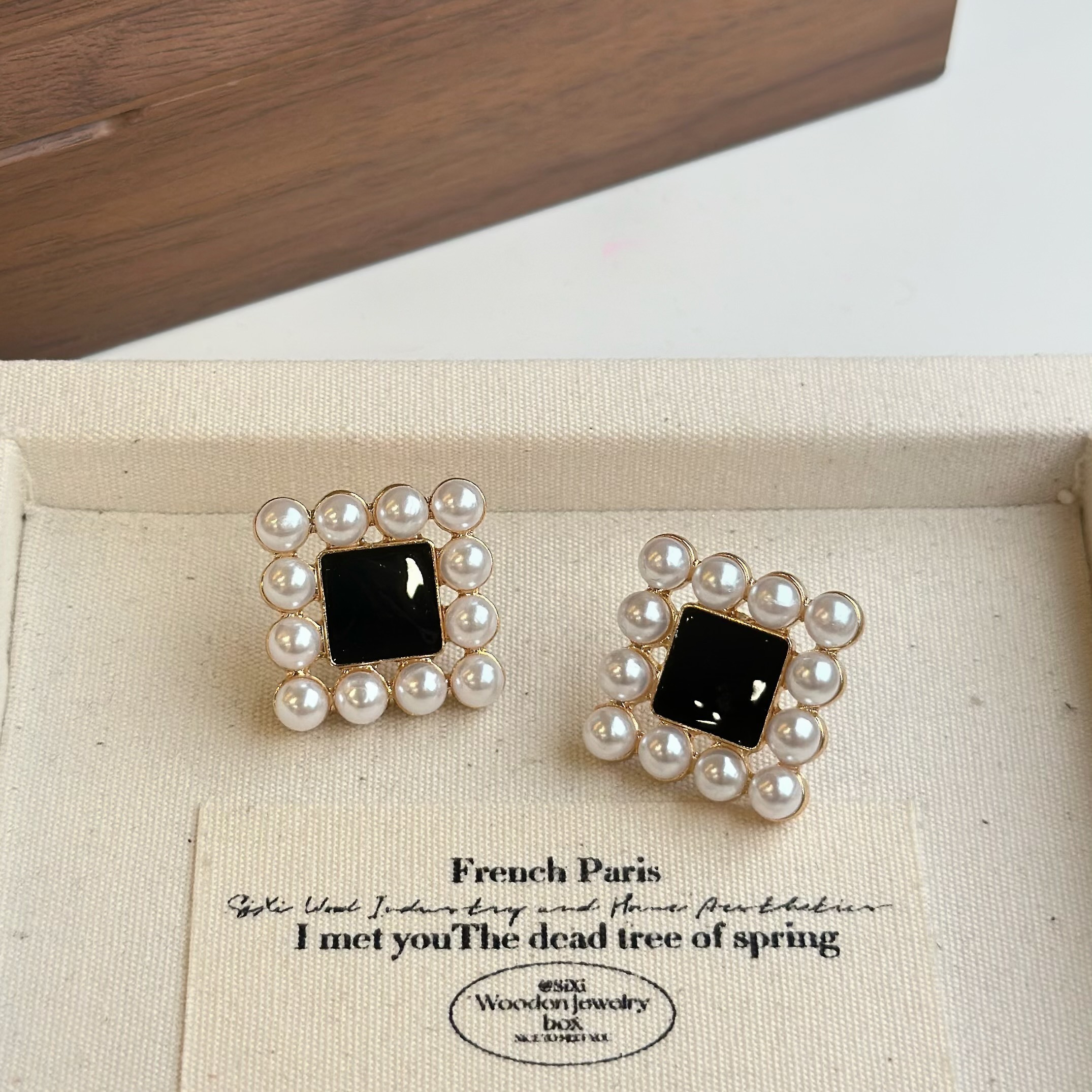 K11端莊．珍珠烤漆耳貼