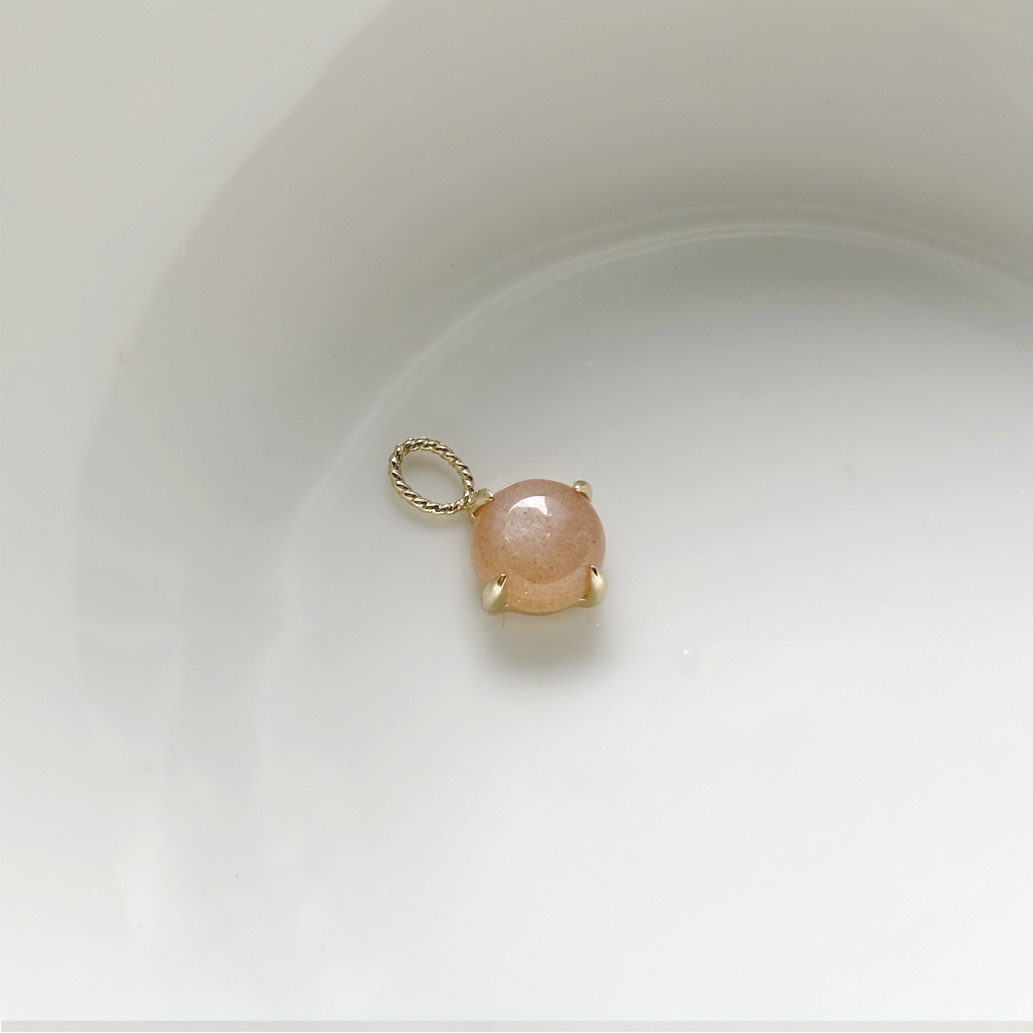 14k頂級爪鑲蜜桃月光石耳墜