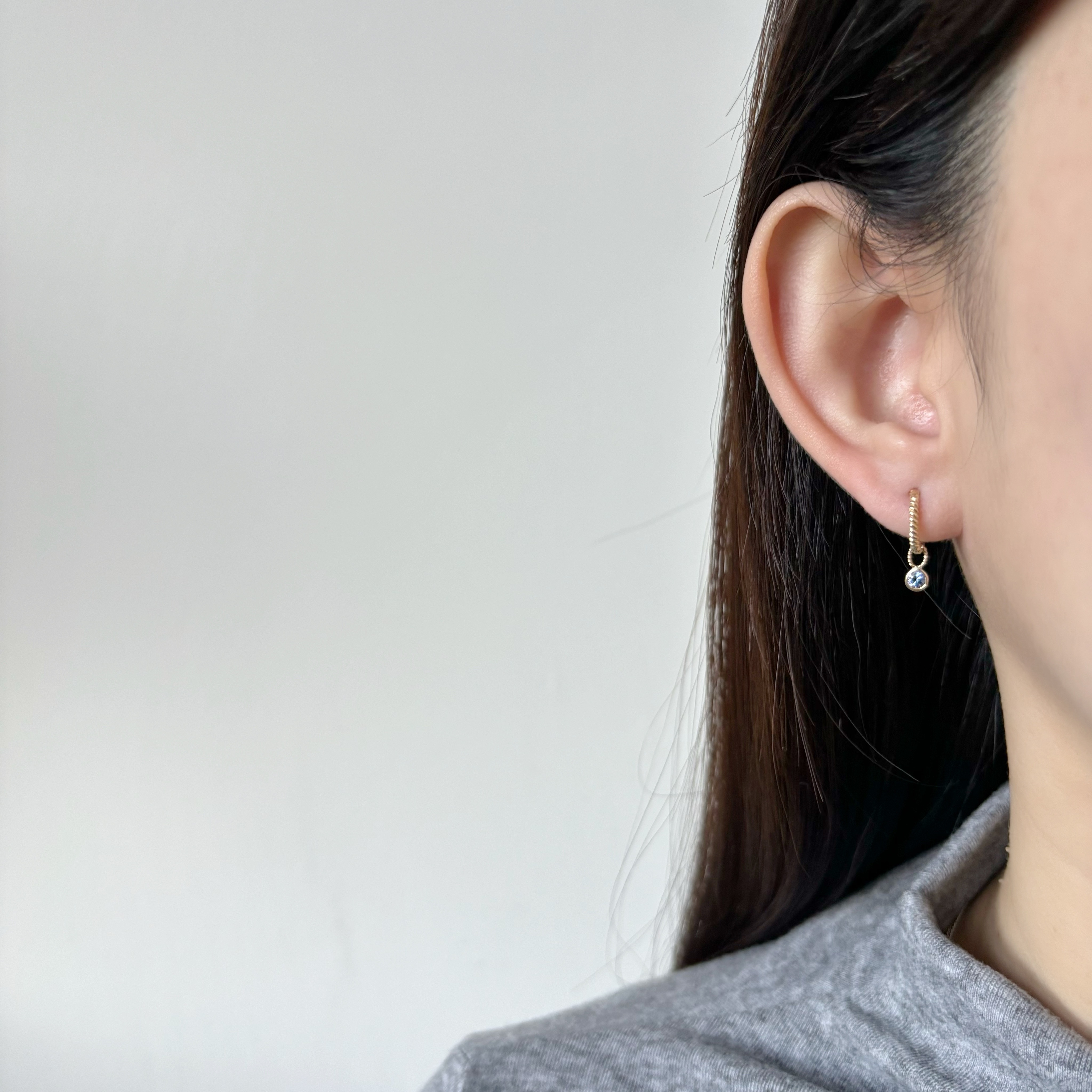 14k鑽面小圓藍寶石耳墜