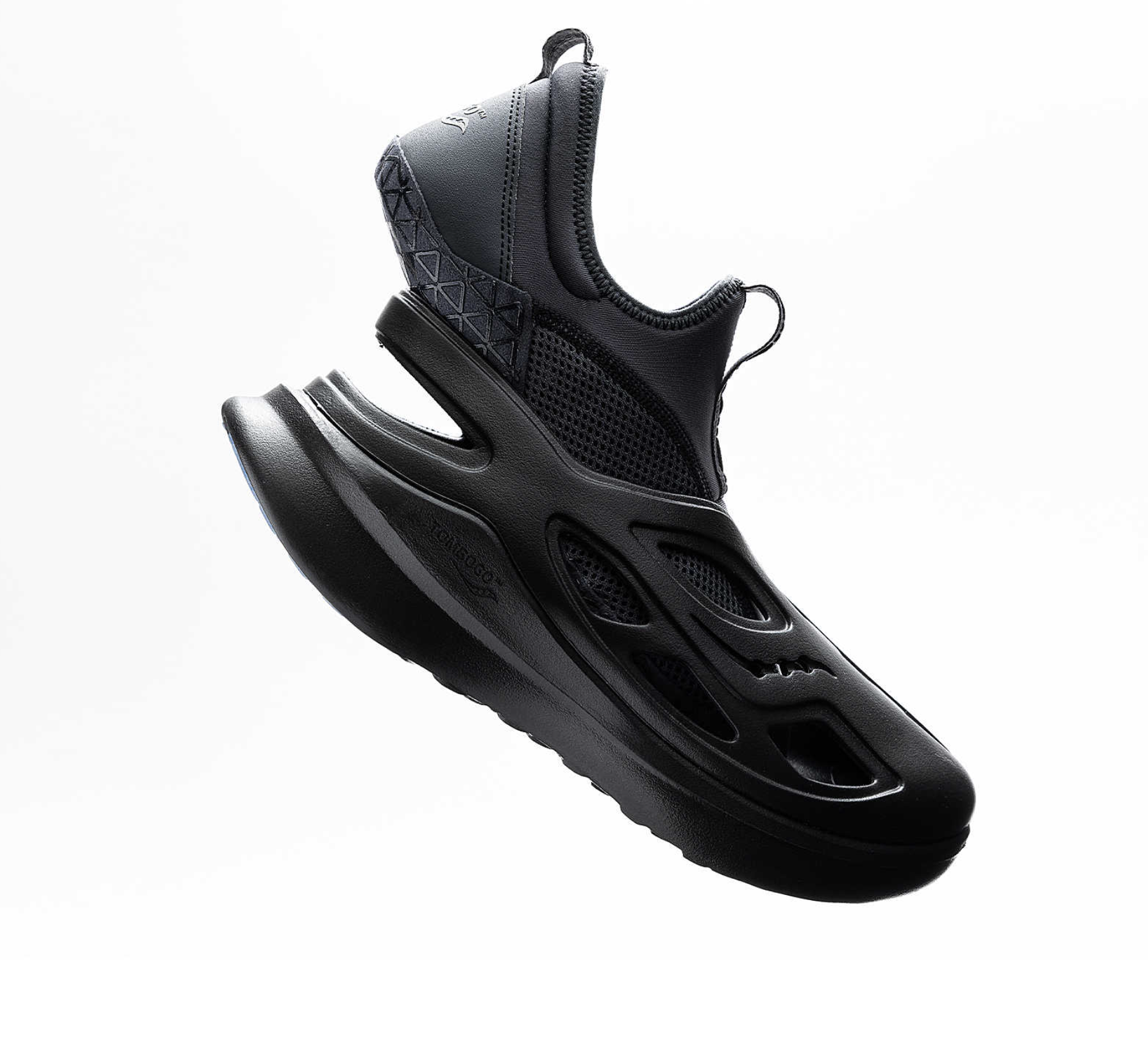 [現貨] SAUCONY X TOMBOGO™ BUTTERFLY "Black" | S70828-1