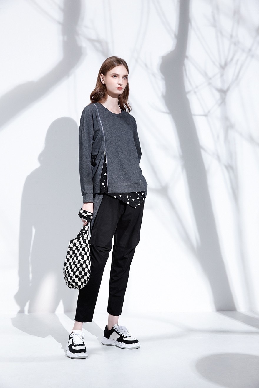 時尚拉錬設計異裁層次拼接個性修身上衣T6321