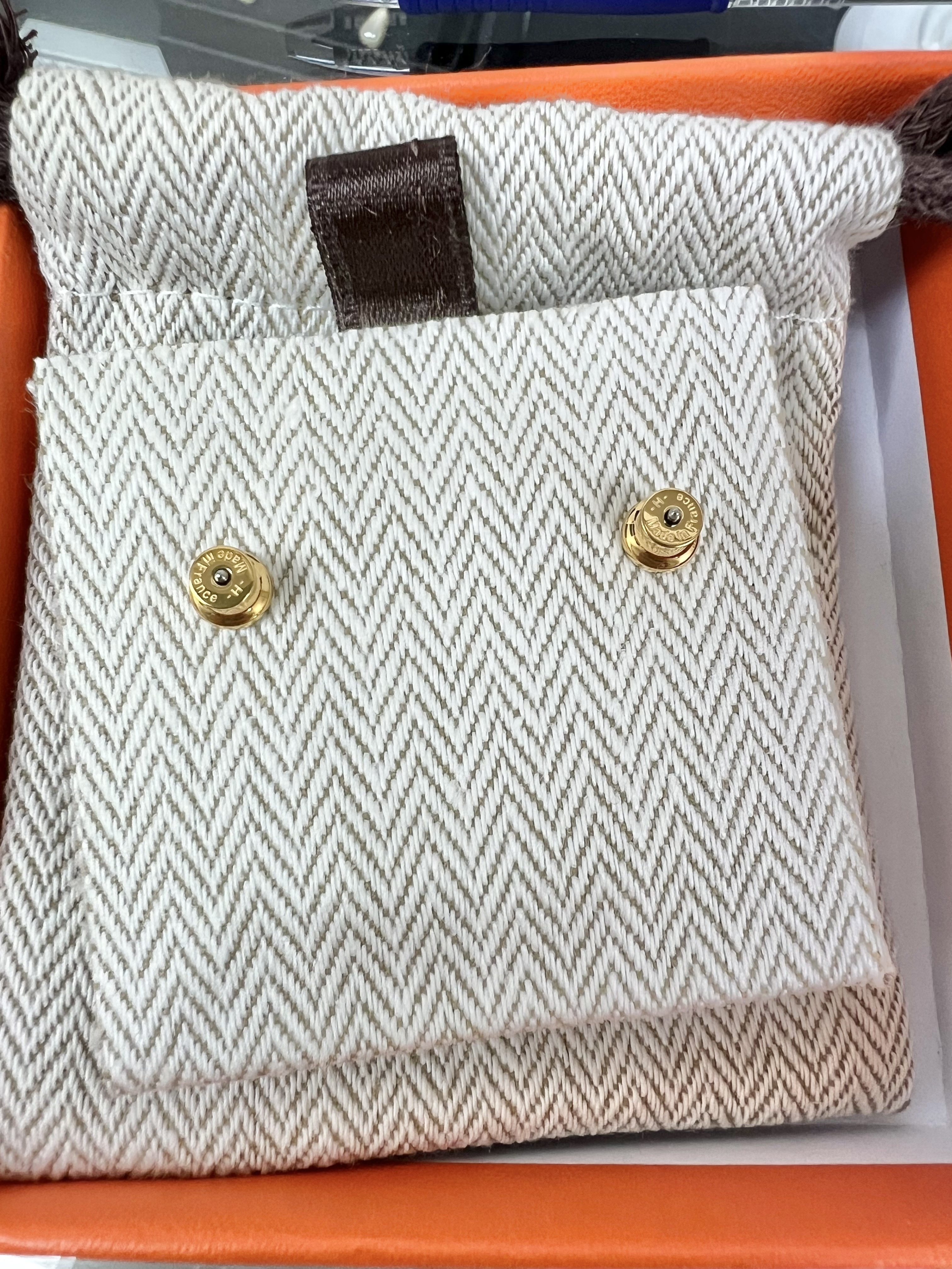*Unused* Hermes mini pop h earrings (marron glace/ gold hardware)