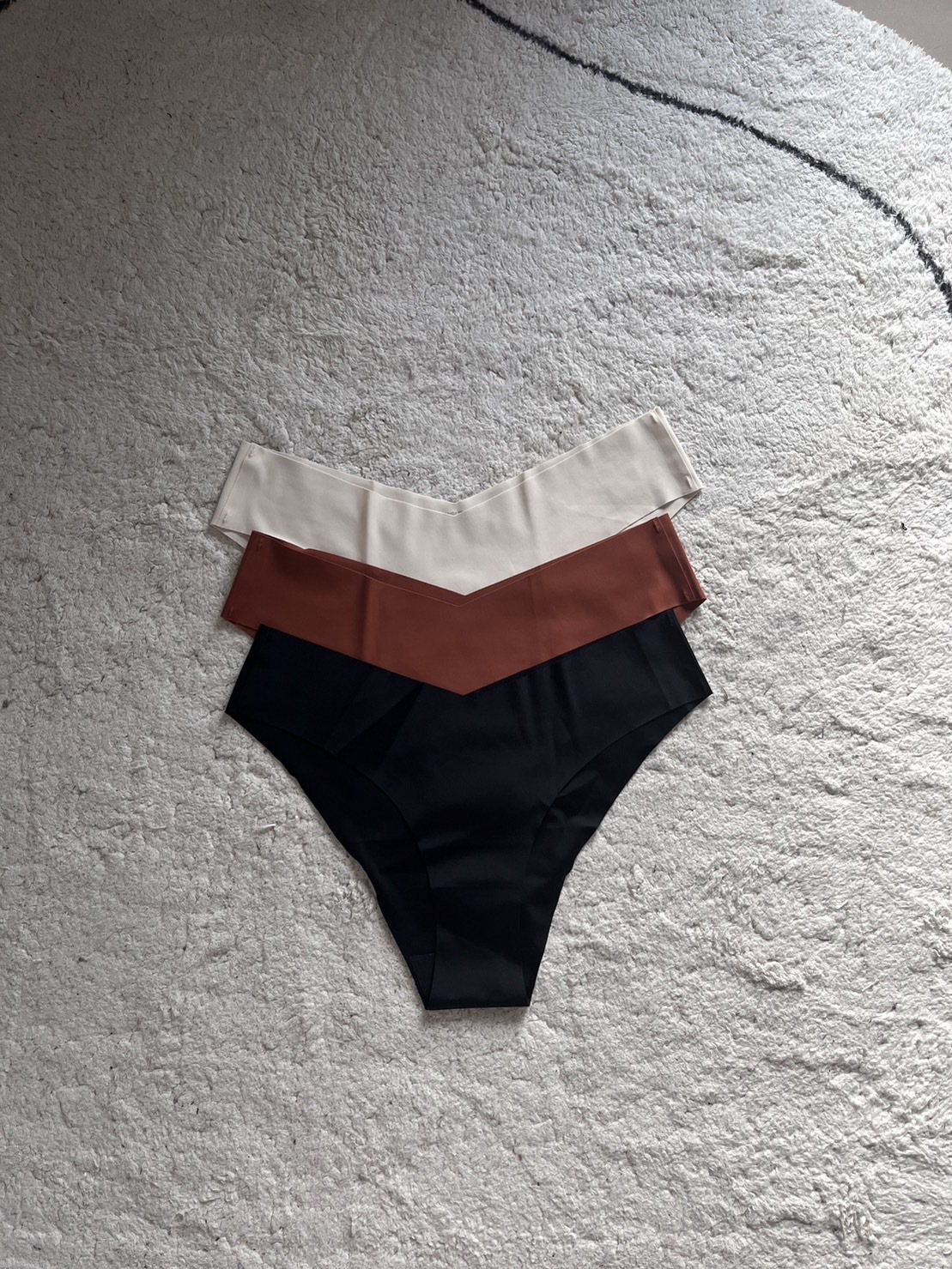 歐美無痕V字內褲(3入組)