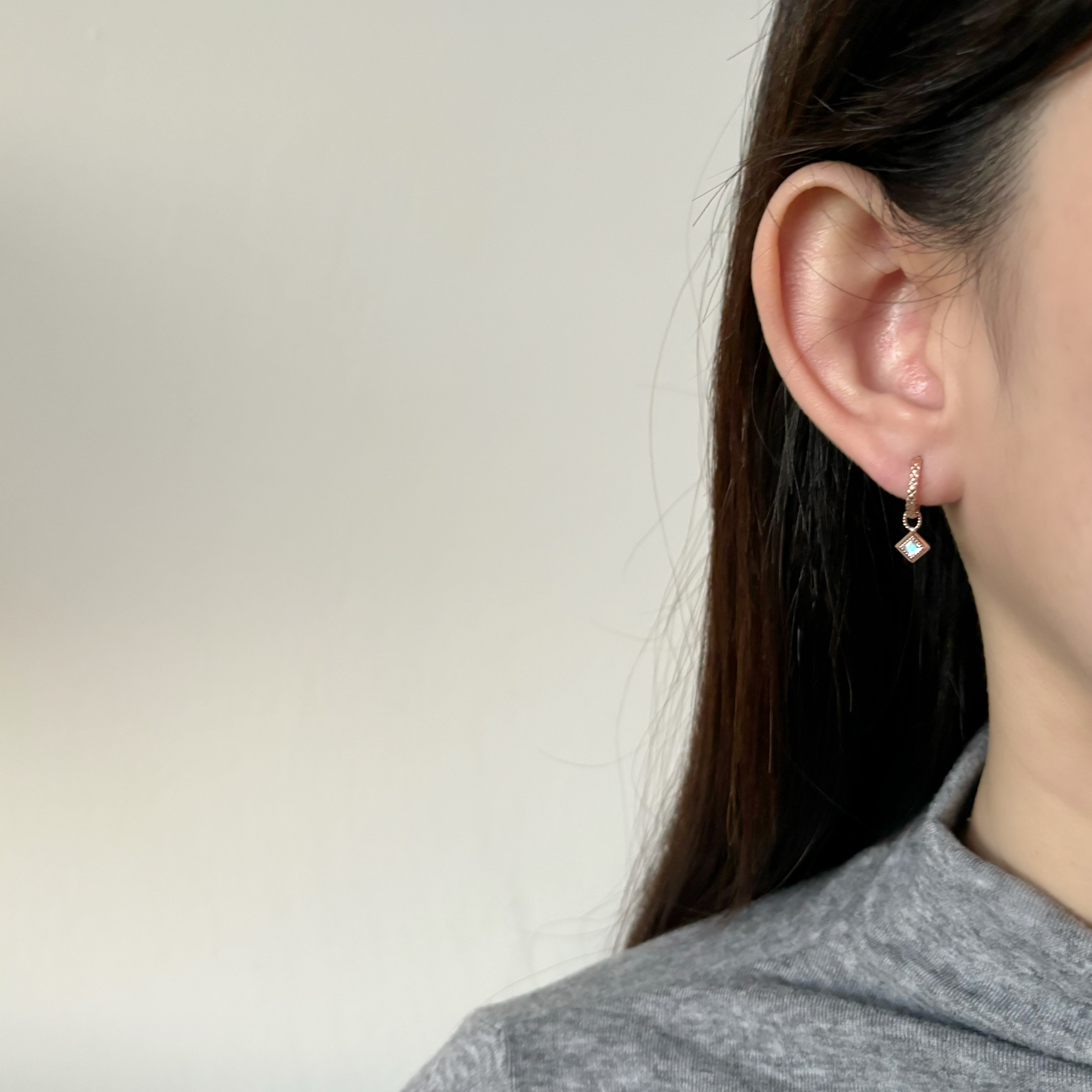 14k復古鑽面菱形月光石耳墜